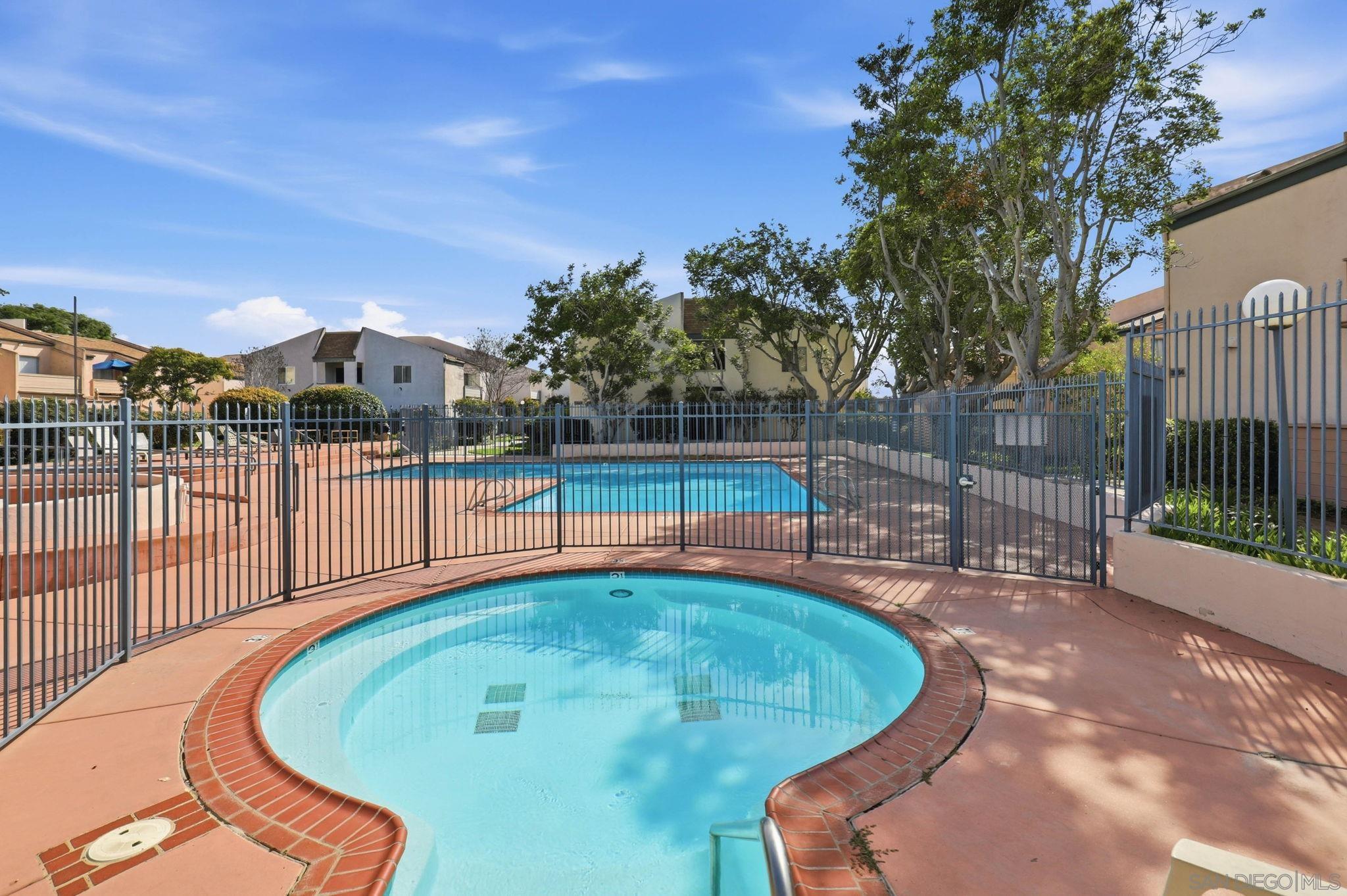 Detail Gallery Image 20 of 22 For 3262  Ashford St  #F,  San Diego,  CA 92111 - 2 Beds | 1/1 Baths