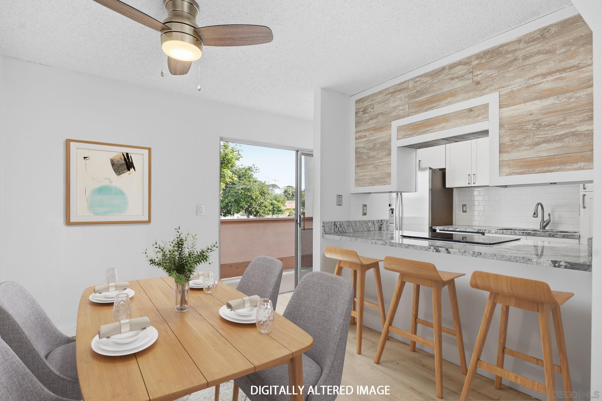 Detail Gallery Image 3 of 22 For 3262  Ashford St  #F,  San Diego,  CA 92111 - 2 Beds | 1/1 Baths