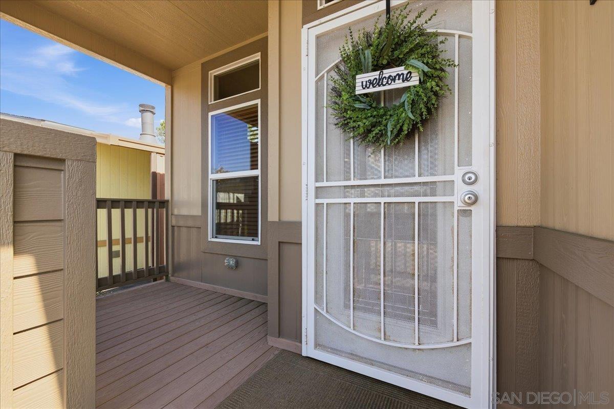 Detail Gallery Image 3 of 29 For 1951  47th St.  #182,  San Diego,  CA 92102 - 3 Beds | 2 Baths
