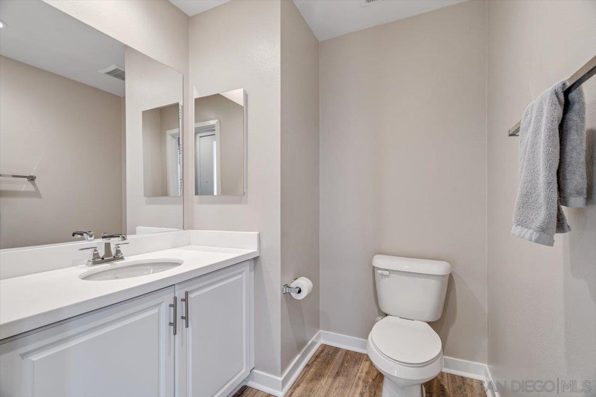 Detail Gallery Image 16 of 38 For 2548 S Escondido Blvd  #906,  Escondido,  CA 92025 - 3 Beds | 2/2 Baths