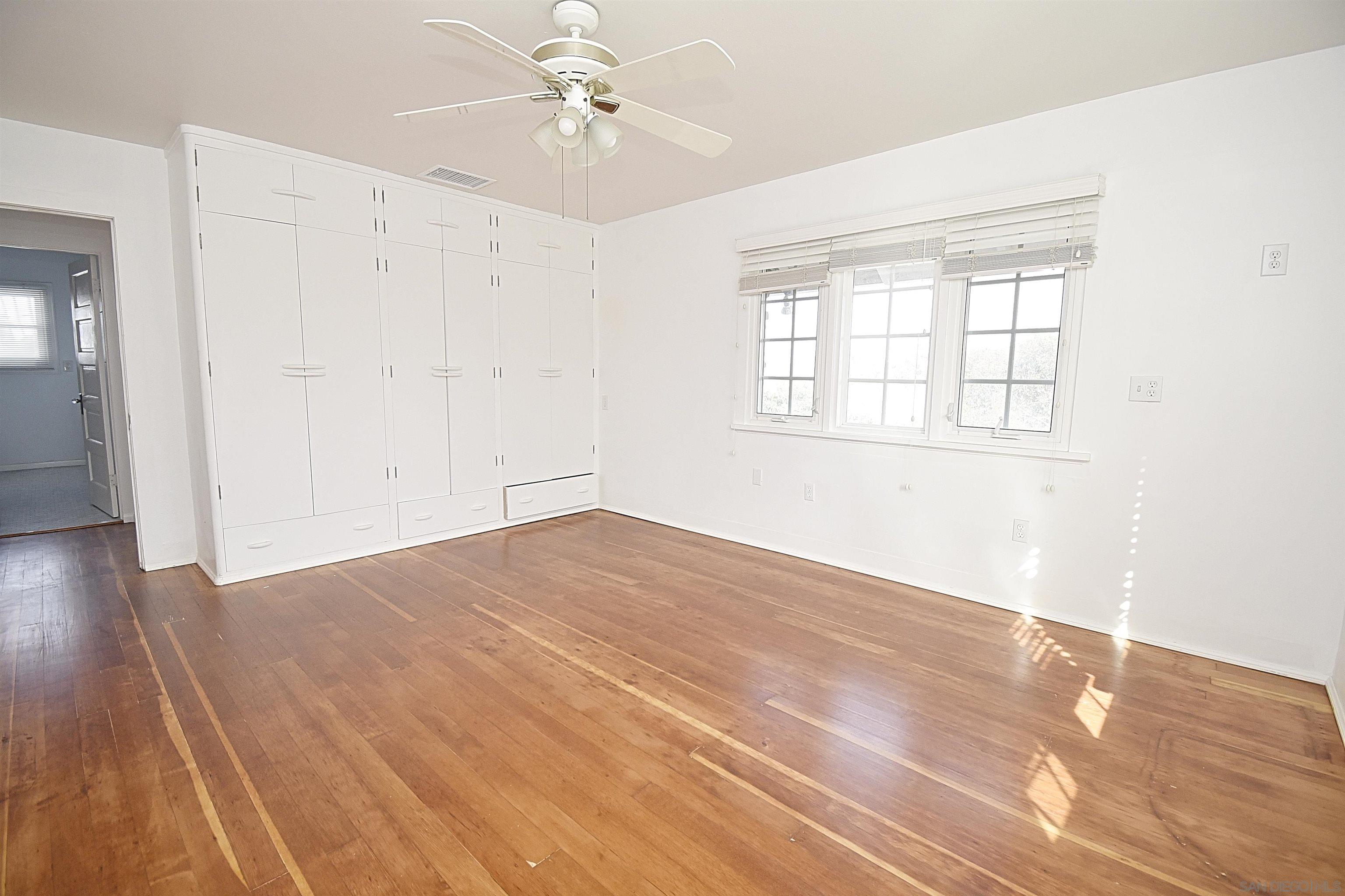 Detail Gallery Image 24 of 73 For 4778  Panorama Drive, San Diego,  CA 92116 - 6 Beds | 2 Baths