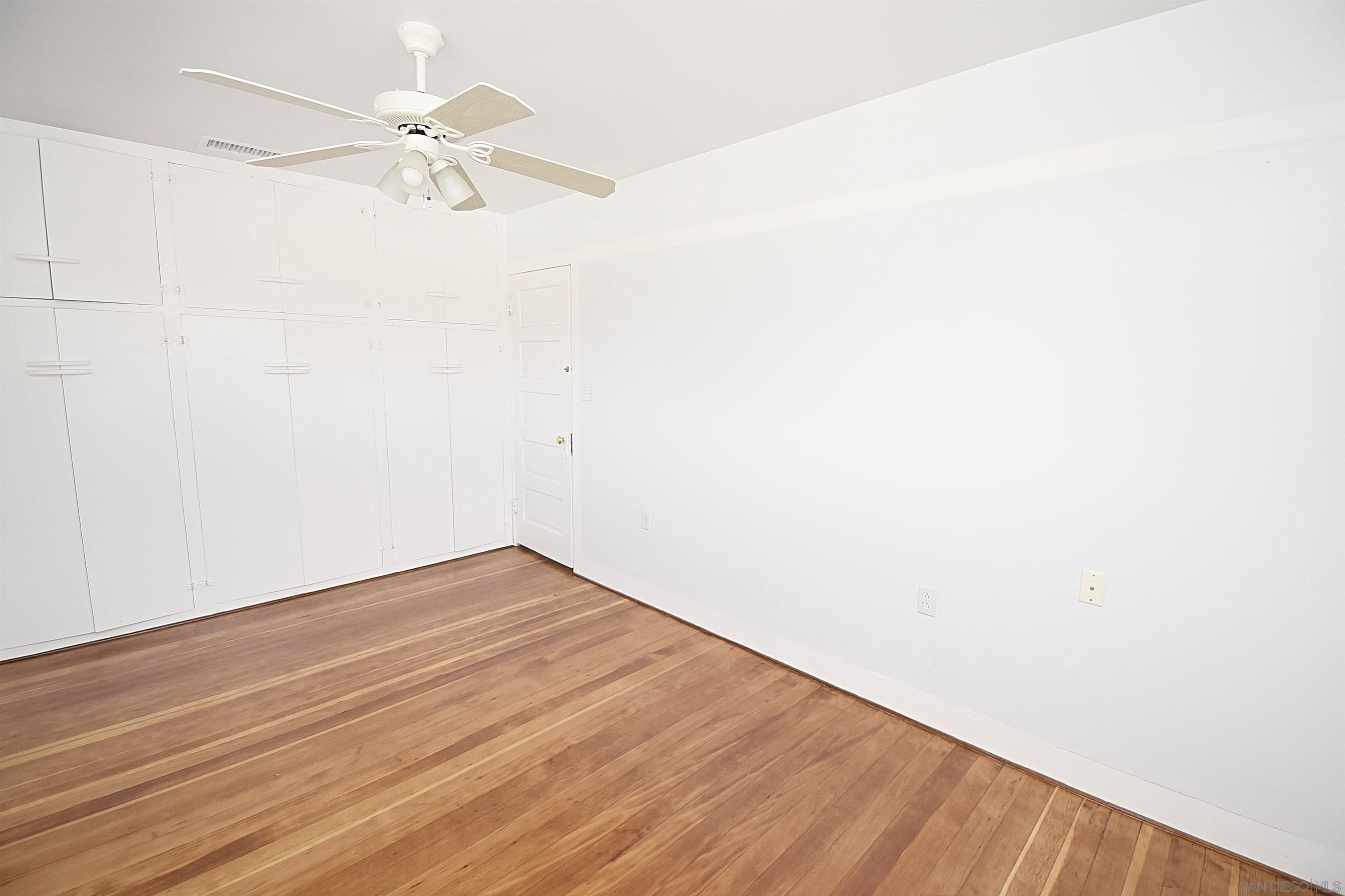 Detail Gallery Image 32 of 73 For 4778  Panorama Drive, San Diego,  CA 92116 - 6 Beds | 2 Baths