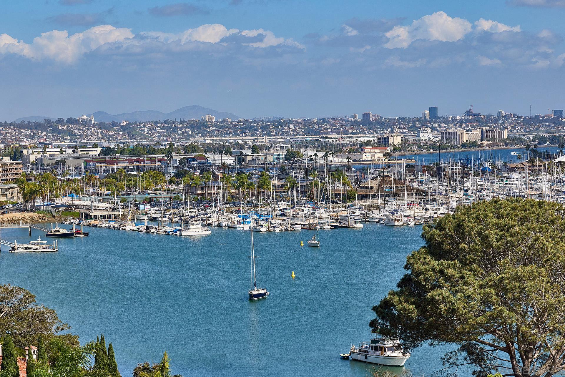 Detail Gallery Image 20 of 29 For 3016  Rogers Street, San Diego,  CA 92106 - 3 Beds | 3/1 Baths