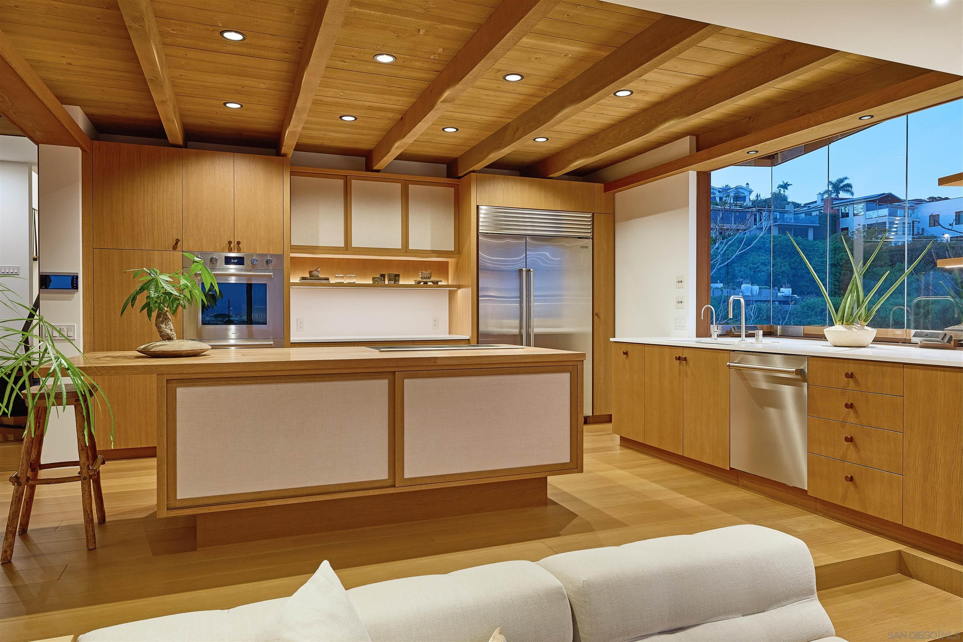 Detail Gallery Image 24 of 29 For 3016  Rogers Street, San Diego,  CA 92106 - 3 Beds | 3/1 Baths