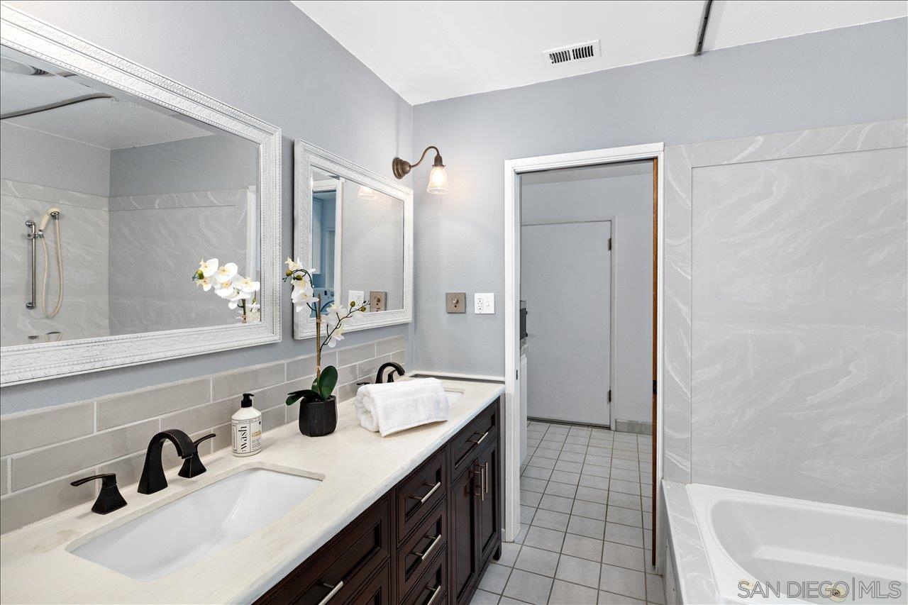 Detail Gallery Image 22 of 49 For 1109  via La Cuesta, Escondido,  CA 92029 - 4 Beds | 2 Baths