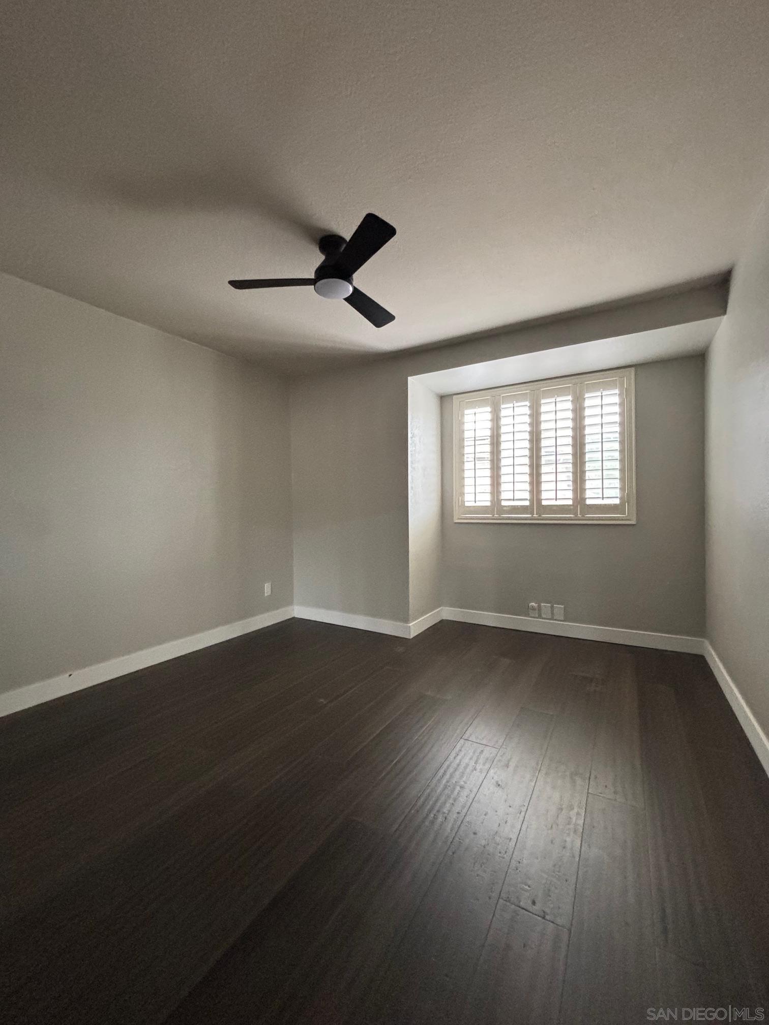 Detail Gallery Image 32 of 55 For 672  Chateau Place, Escondido,  CA 92029 - 4 Beds | 3 Baths