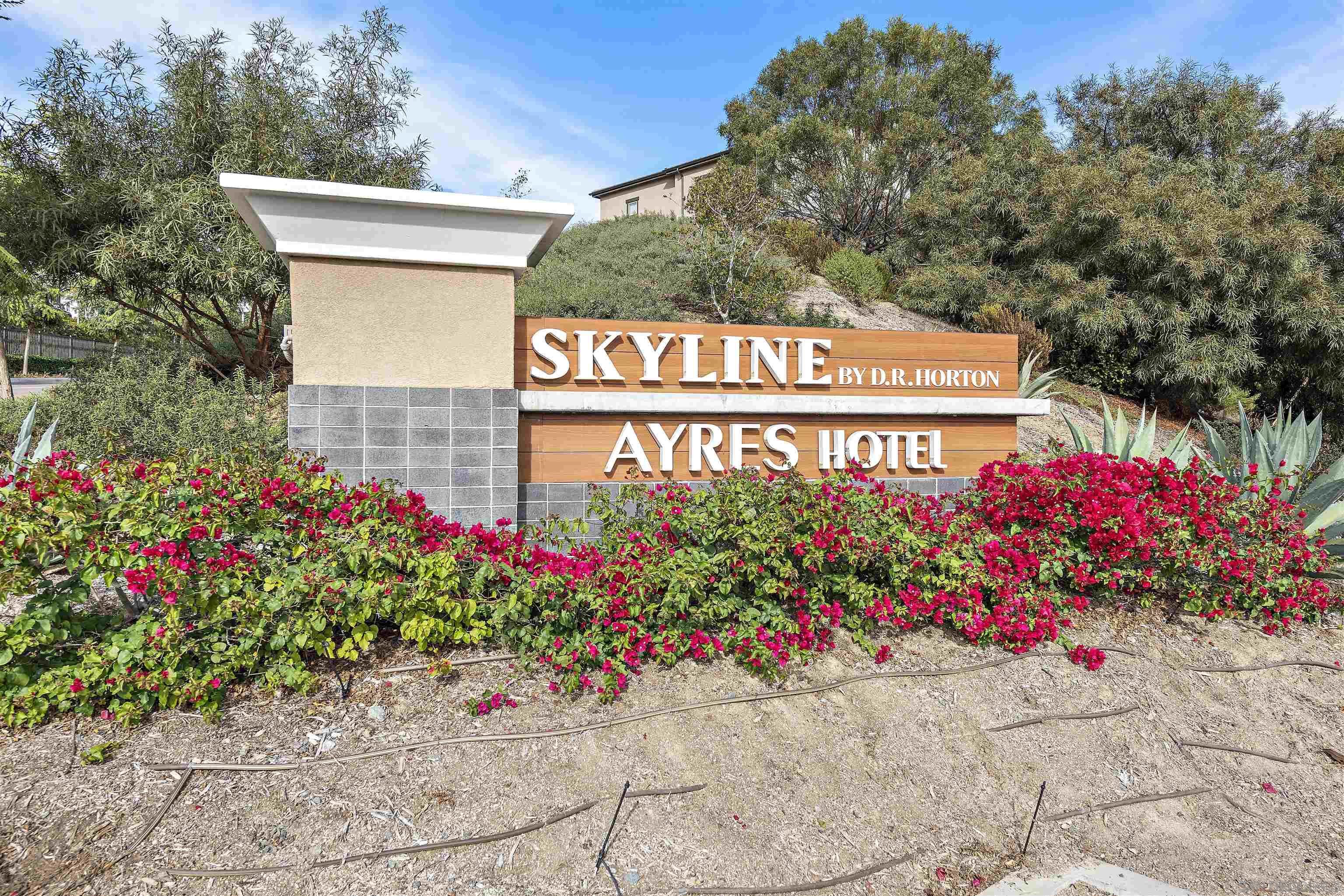 Detail Gallery Image 27 of 34 For 2325  Verano Way, Vista,  CA 92081 - 2 Beds | 2/1 Baths