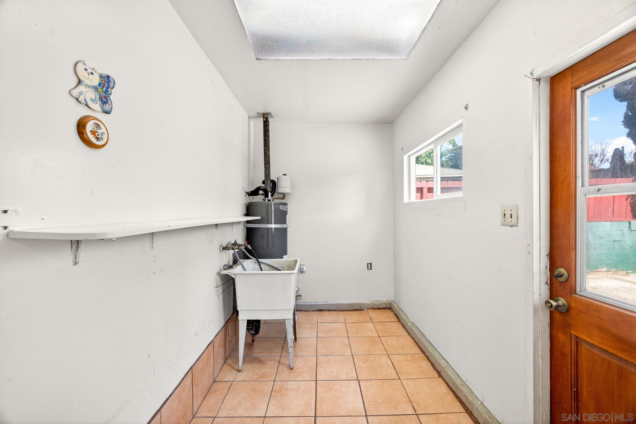 Detail Gallery Image 13 of 45 For 3451  Fairway Dr, La Mesa,  CA 91941 - 3 Beds | 2 Baths