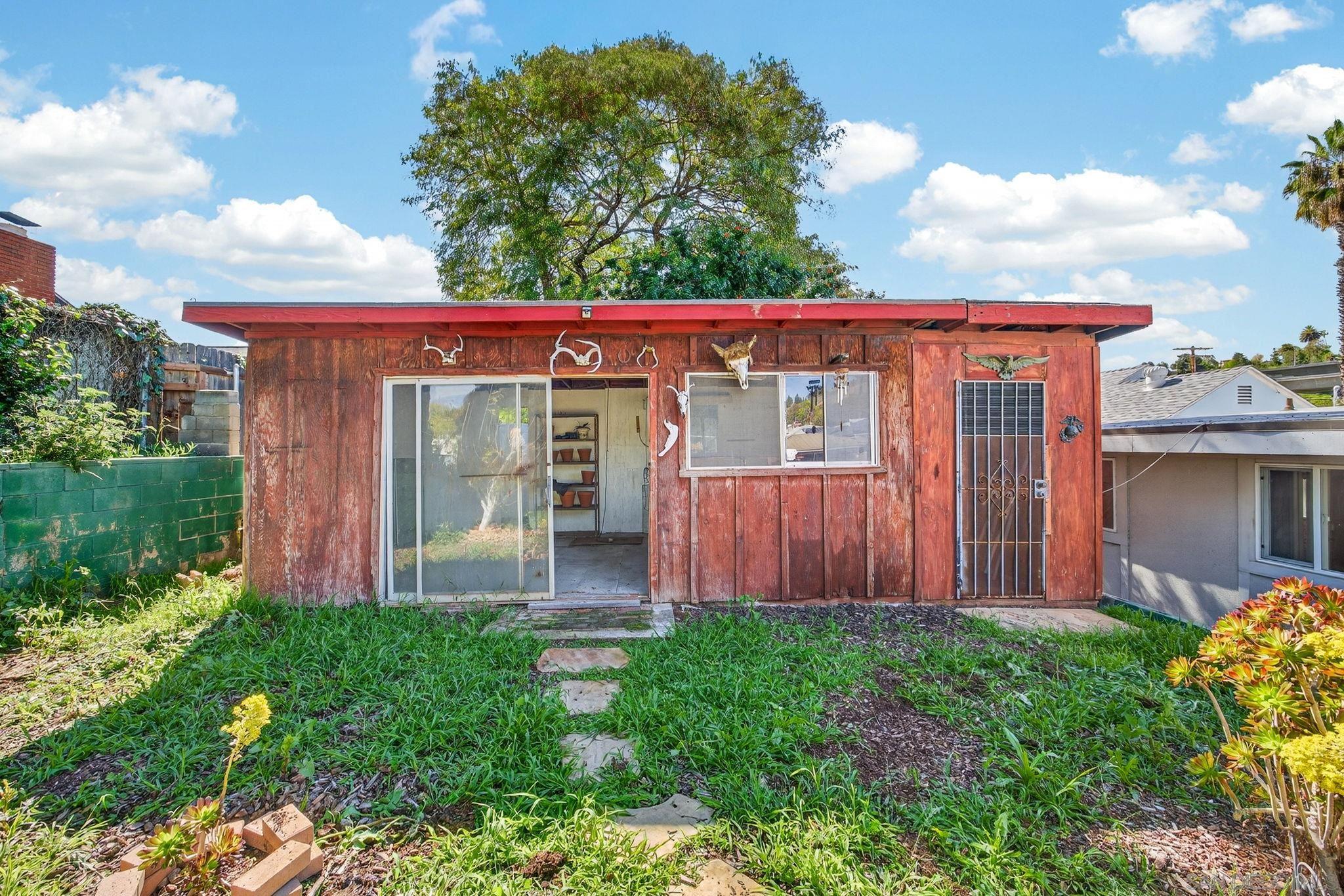 Detail Gallery Image 40 of 45 For 3451  Fairway Dr, La Mesa,  CA 91941 - 3 Beds | 2 Baths