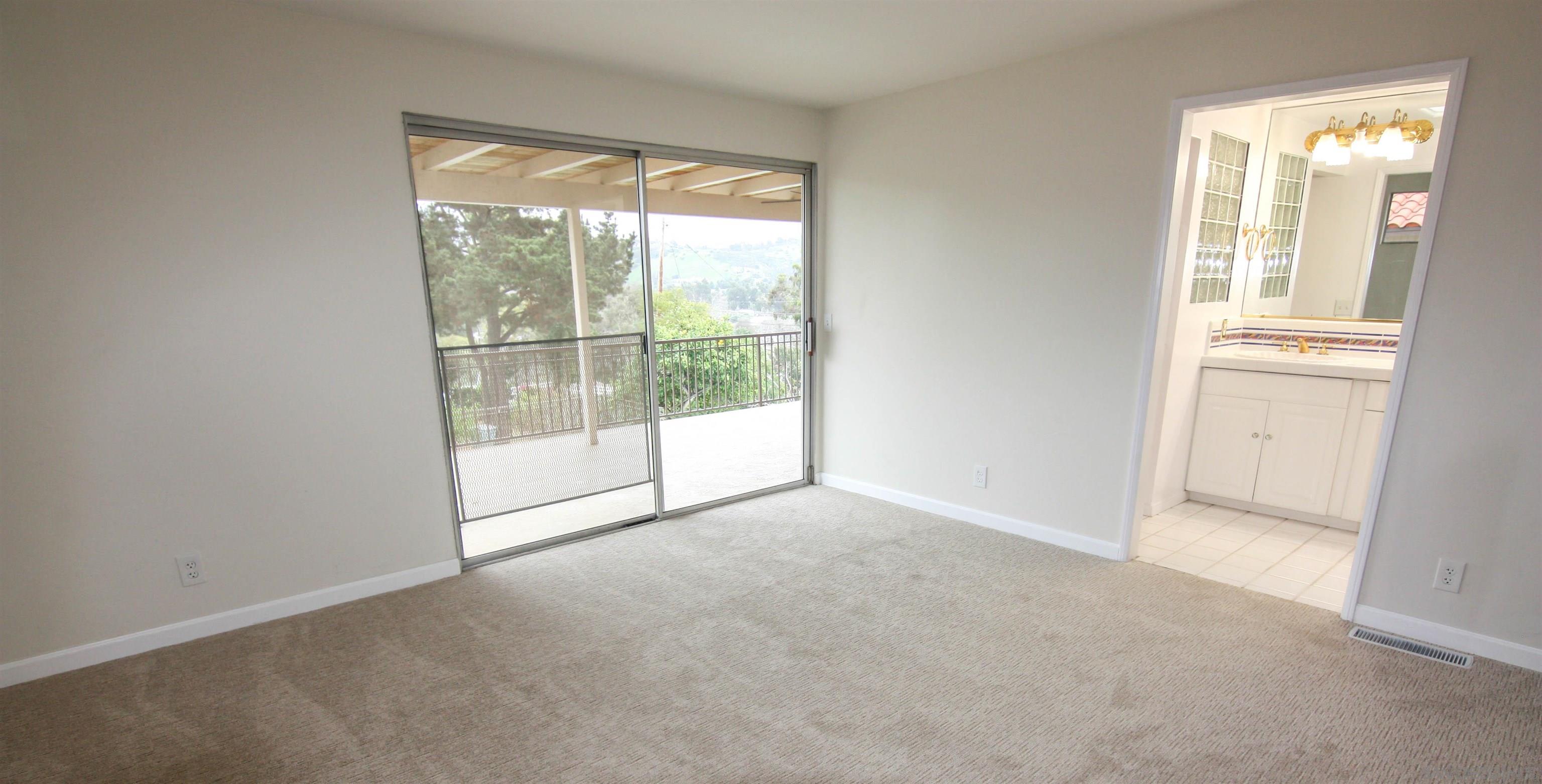 Detail Gallery Image 12 of 26 For 3861  Grandview Pl, Bonita,  CA 91902 - 4 Beds | 3 Baths