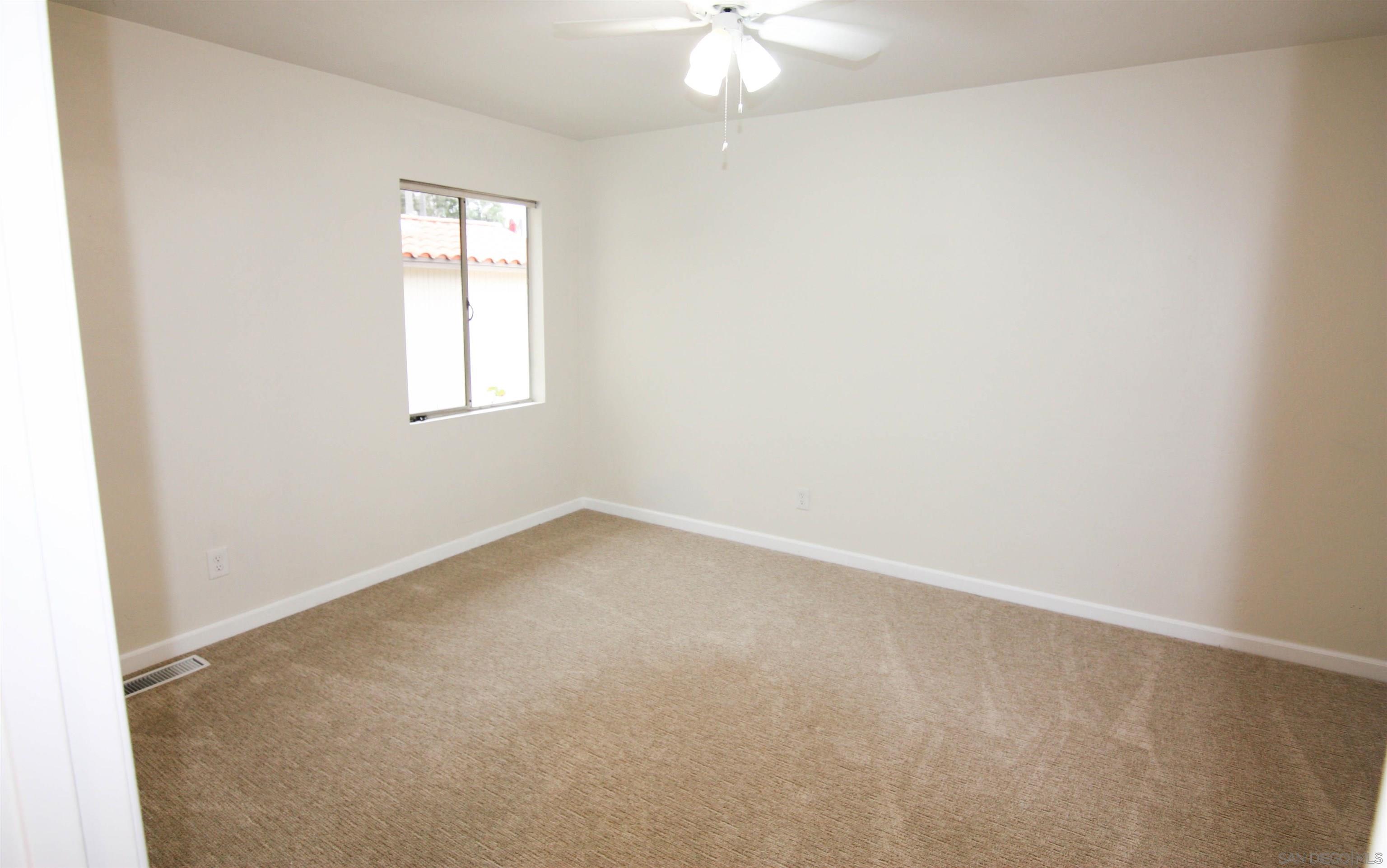 Detail Gallery Image 9 of 26 For 3861  Grandview Pl, Bonita,  CA 91902 - 4 Beds | 3 Baths