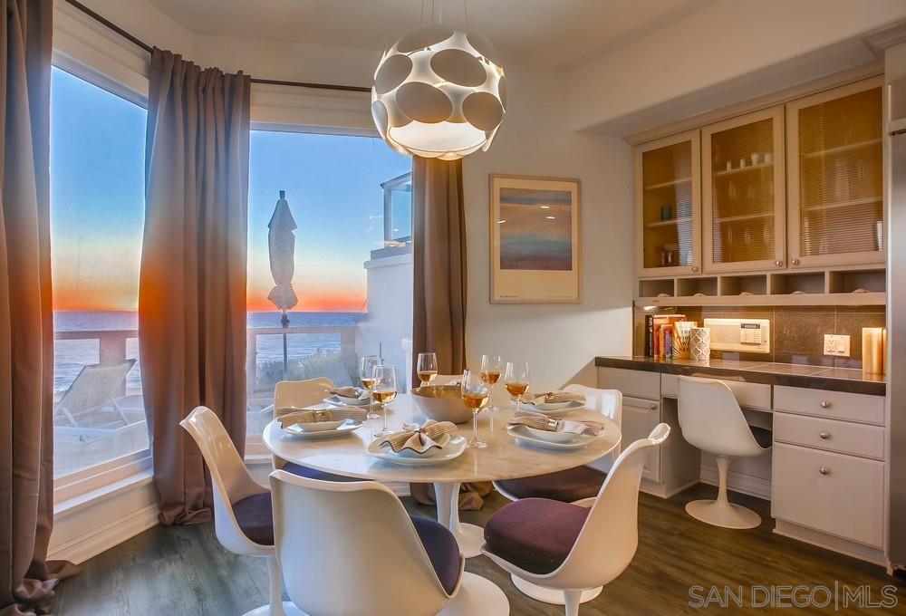 Detail Gallery Image 10 of 44 For 510  Neptune, Encinitas,  CA 92024 - 4 Beds | 3 Baths