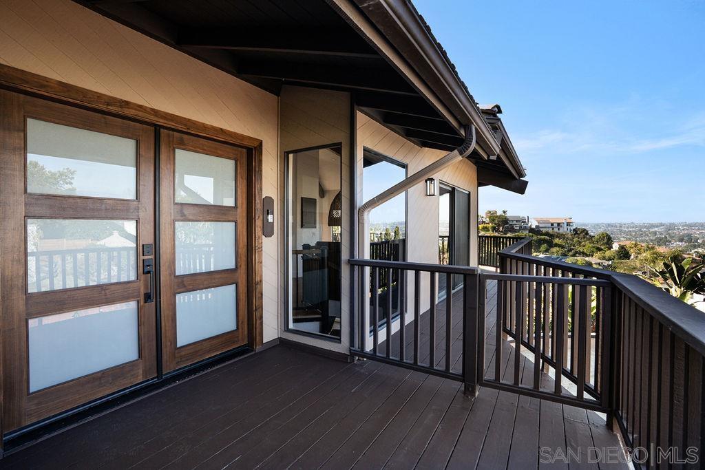 Detail Gallery Image 14 of 75 For 2606  Galicia Way, Carlsbad,  CA 92009 - 5 Beds | 3/1 Baths