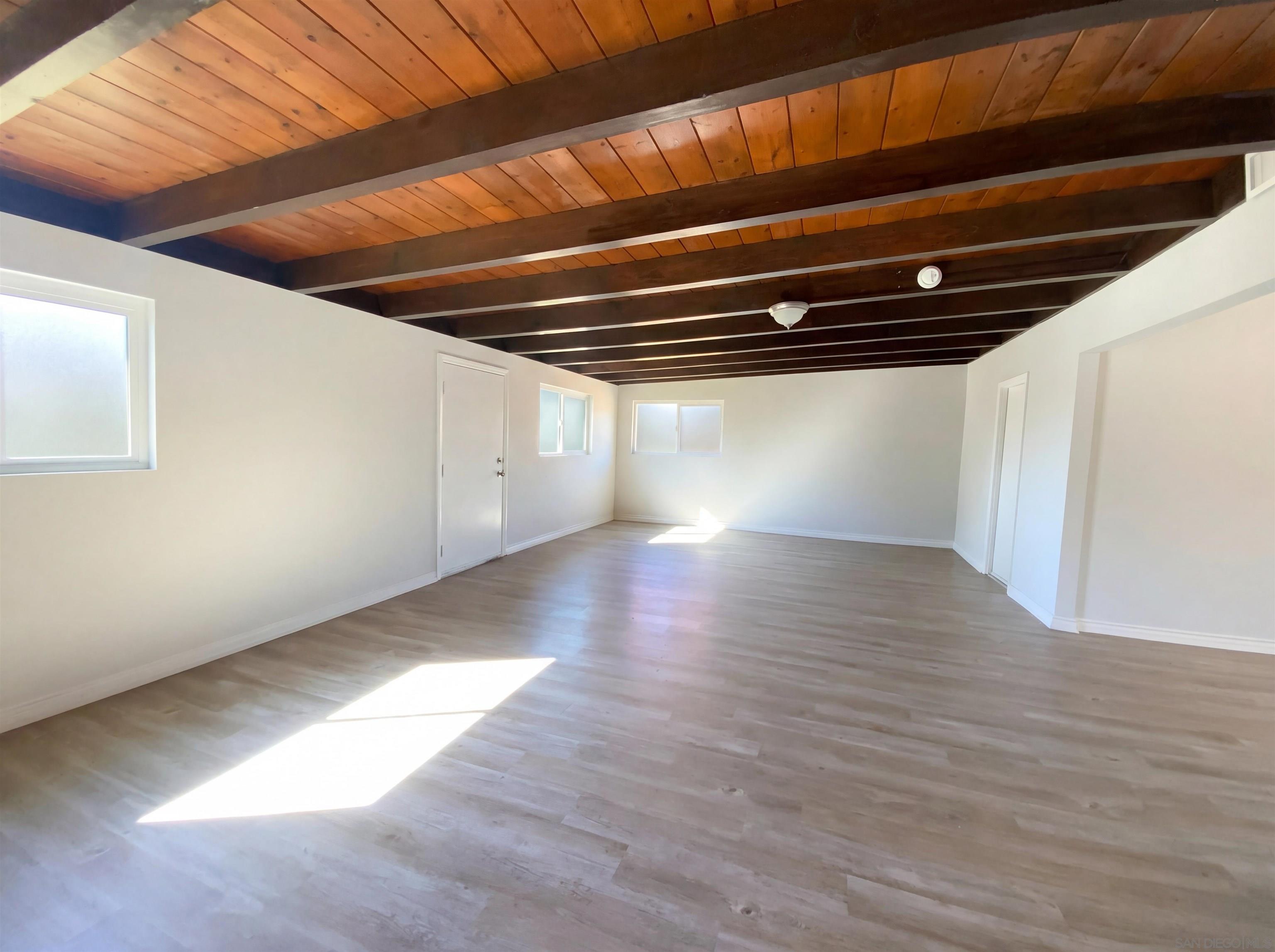 Detail Gallery Image 10 of 16 For 1268  Helix Ave, Chula Vista,  CA 91911 - 3 Beds | 1/1 Baths