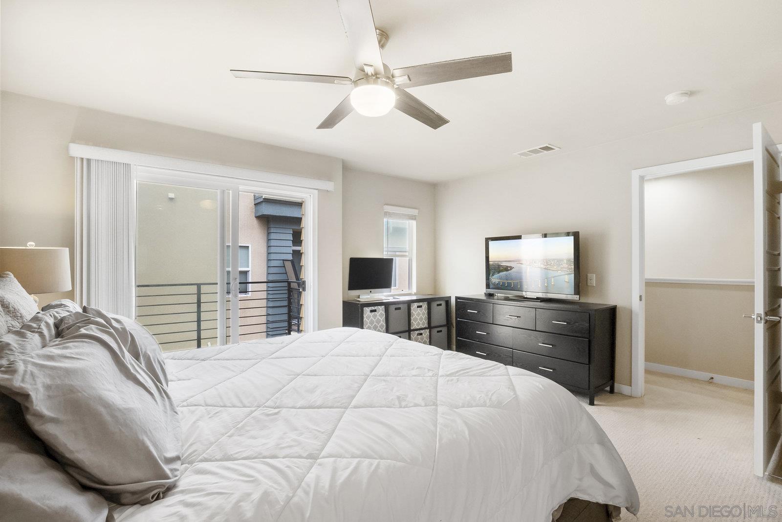 Detail Gallery Image 15 of 31 For 4541  Rainier Ave  #13,  San Diego,  CA 92120 - 4 Beds | 3 Baths