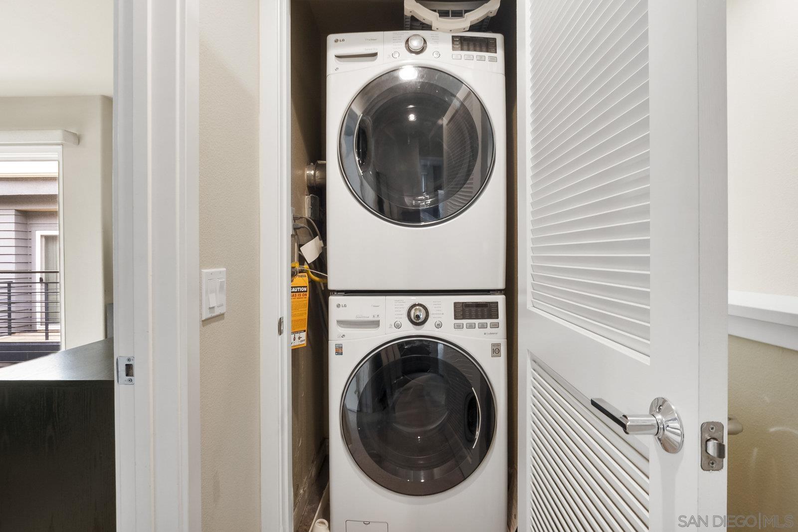 Detail Gallery Image 20 of 31 For 4541  Rainier Ave  #13,  San Diego,  CA 92120 - 4 Beds | 3 Baths