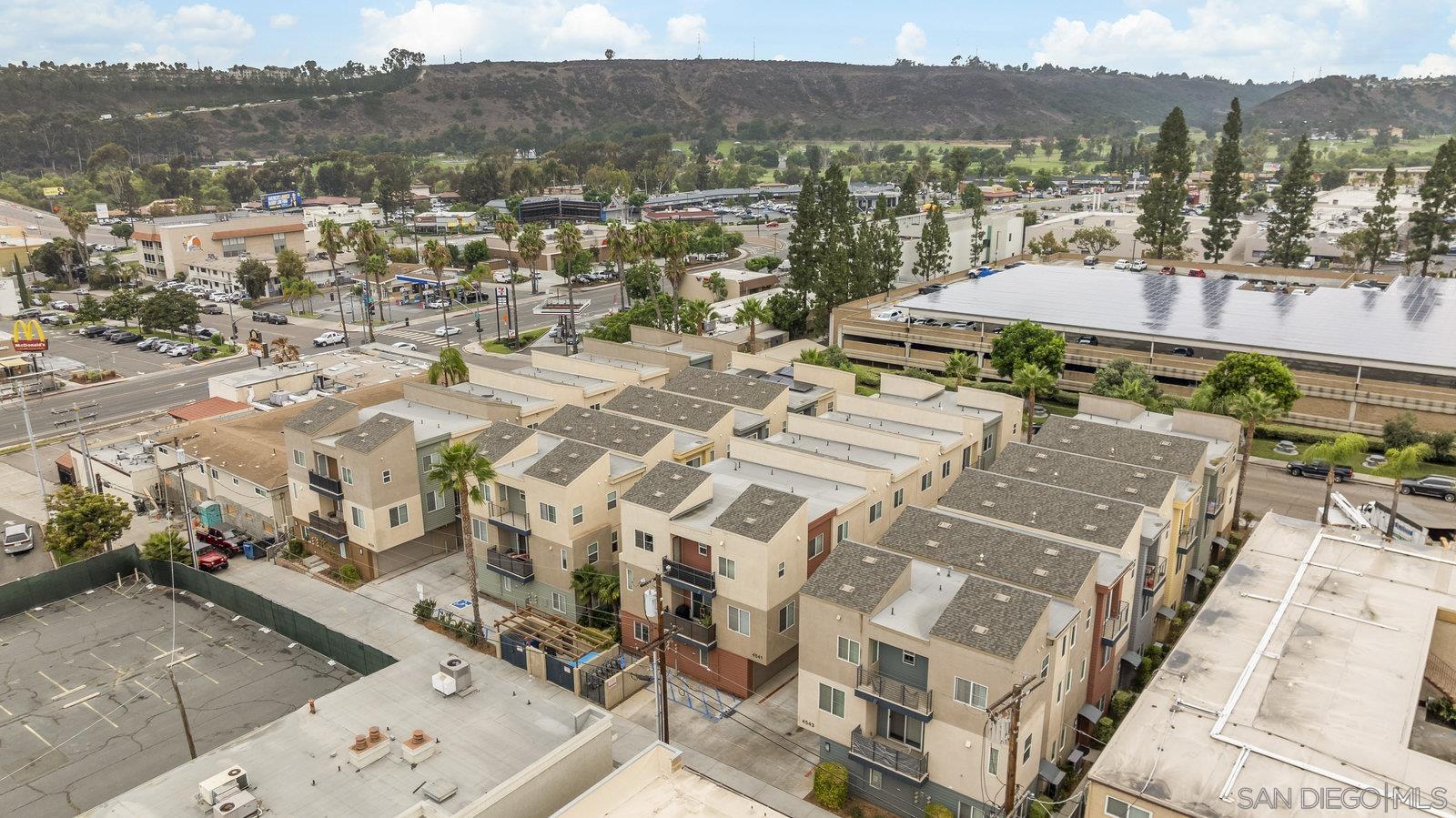 Detail Gallery Image 25 of 31 For 4541  Rainier Ave  #13,  San Diego,  CA 92120 - 4 Beds | 3 Baths