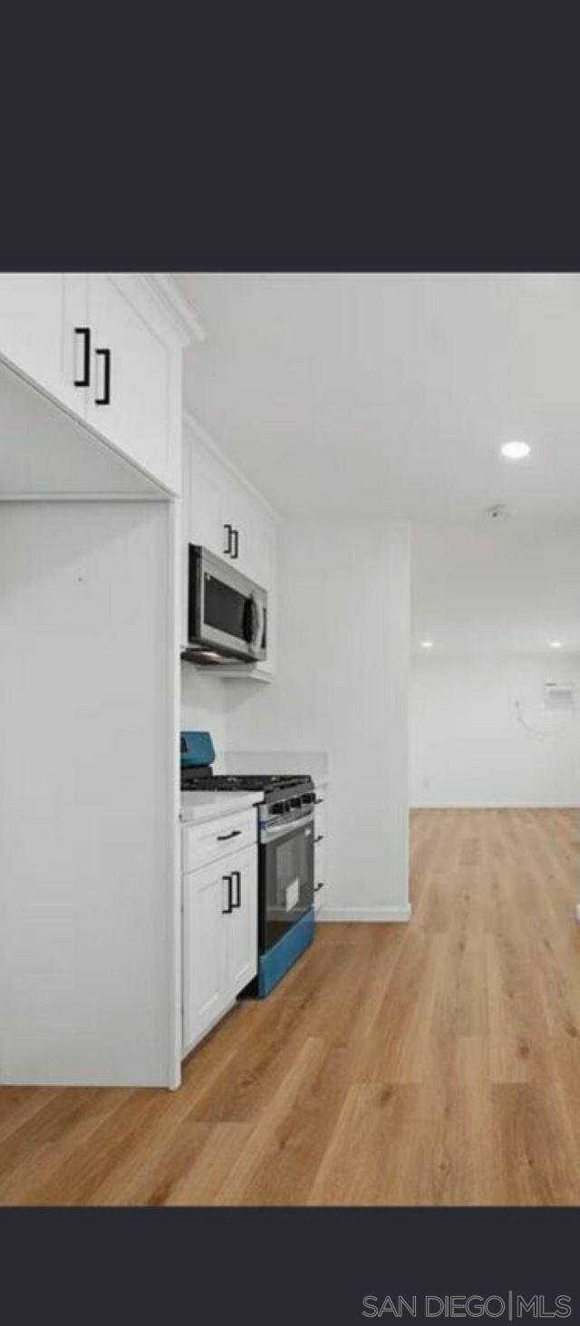 Detail Gallery Image 5 of 10 For 6171  Kingman, Buena Park,  CA 90621 - 2 Beds | 1 Baths