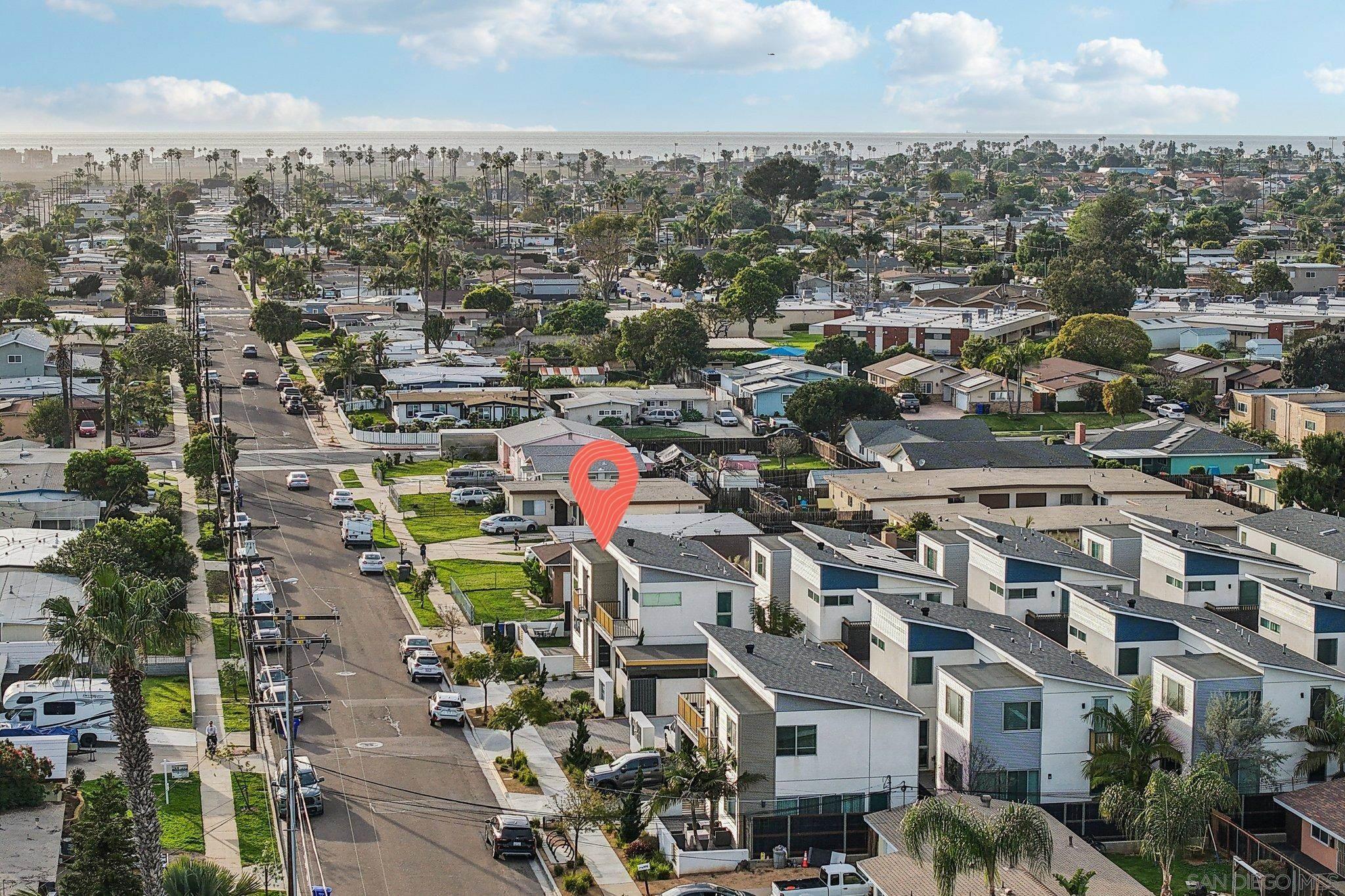 Detail Gallery Image 3 of 56 For 1166  Holly Ave  #1,  Imperial Beach,  CA 91932 - 4 Beds | 2/1 Baths