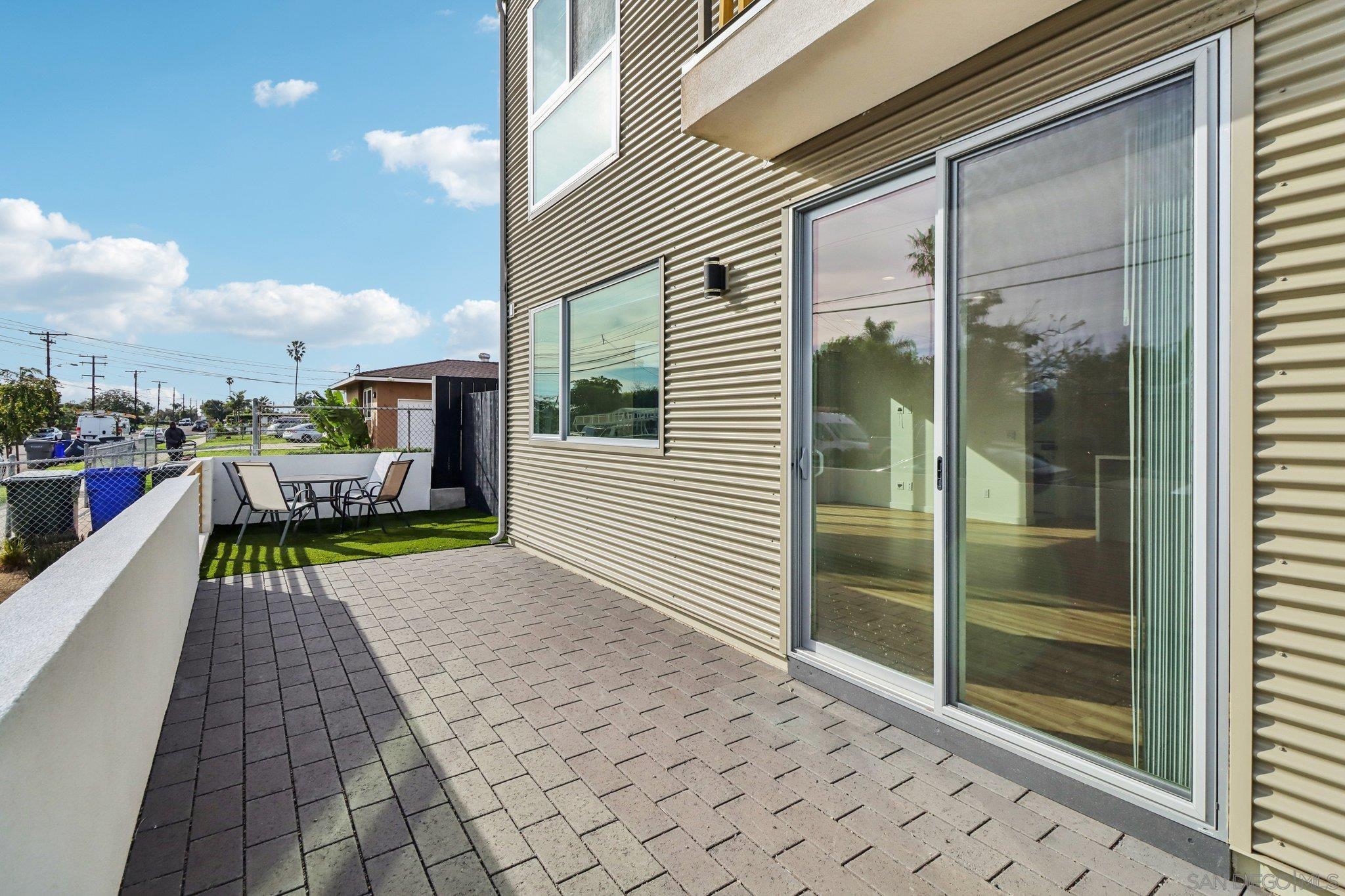 Detail Gallery Image 22 of 56 For 1166  Holly Ave  #1,  Imperial Beach,  CA 91932 - 4 Beds | 2/1 Baths