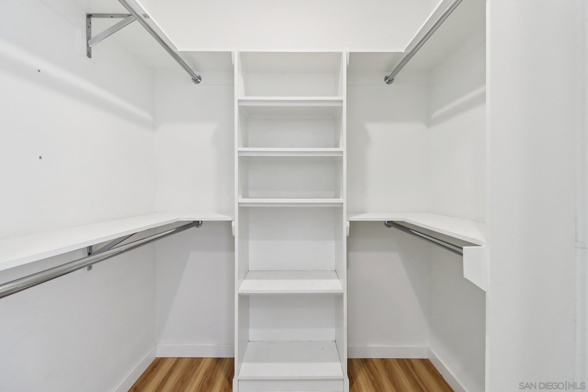 Detail Gallery Image 31 of 56 For 1166  Holly Ave  #1,  Imperial Beach,  CA 91932 - 4 Beds | 2/1 Baths