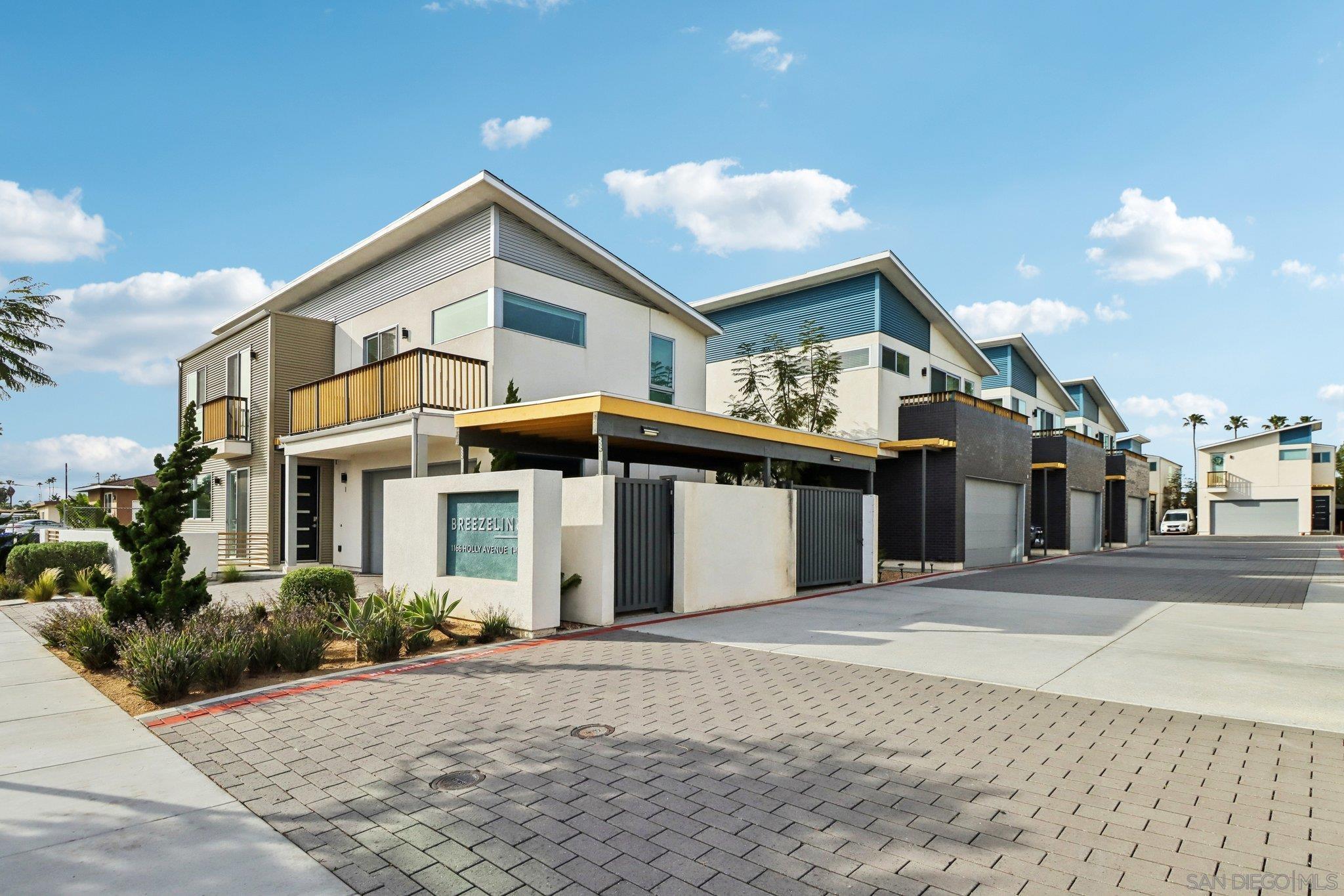 Detail Gallery Image 44 of 56 For 1166  Holly Ave  #1,  Imperial Beach,  CA 91932 - 4 Beds | 2/1 Baths