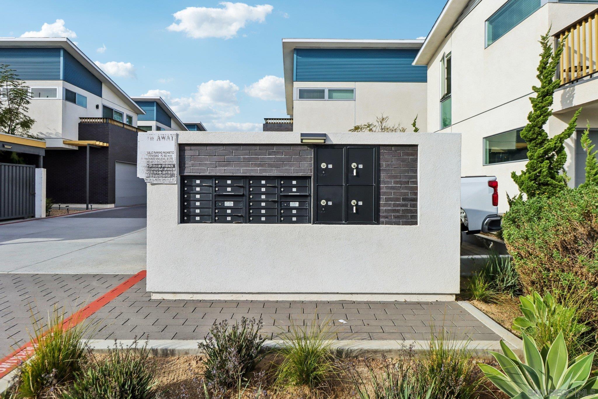 Detail Gallery Image 45 of 56 For 1166  Holly Ave  #1,  Imperial Beach,  CA 91932 - 4 Beds | 2/1 Baths