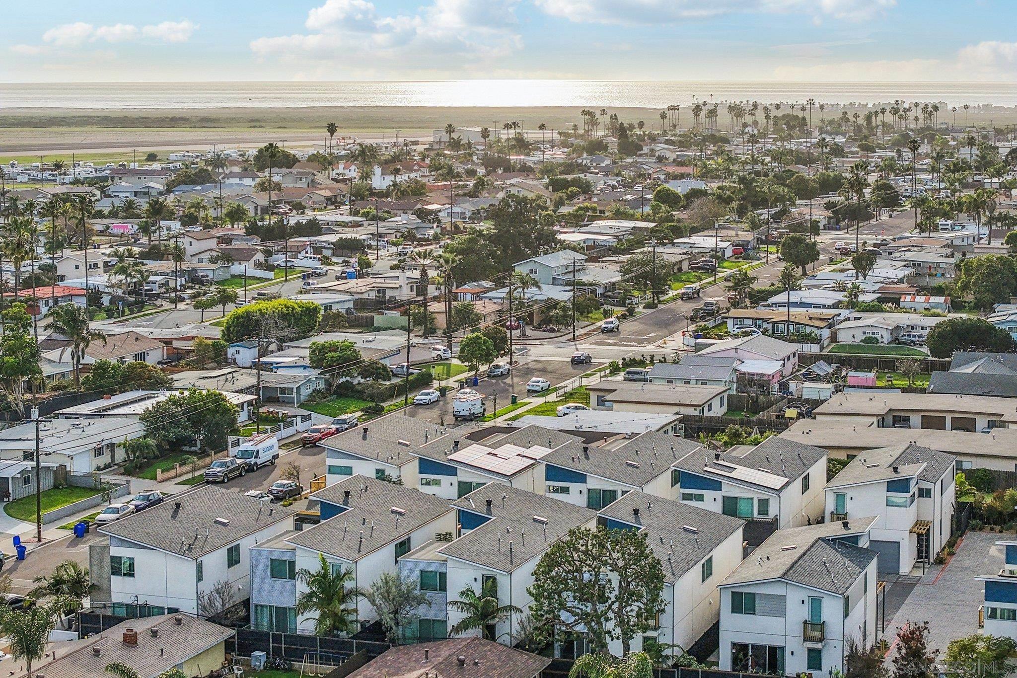 Detail Gallery Image 48 of 56 For 1166  Holly Ave  #1,  Imperial Beach,  CA 91932 - 4 Beds | 2/1 Baths