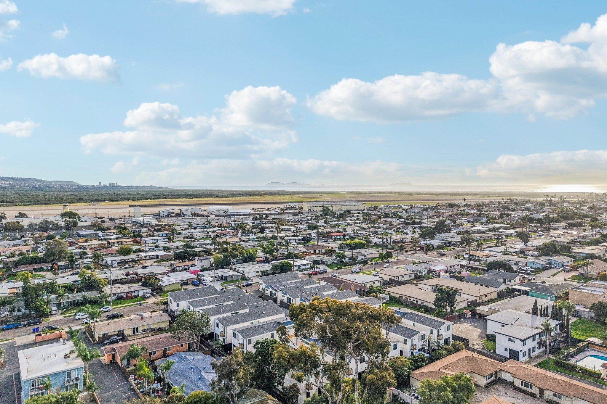 Detail Gallery Image 49 of 56 For 1166  Holly Ave  #1,  Imperial Beach,  CA 91932 - 4 Beds | 2/1 Baths