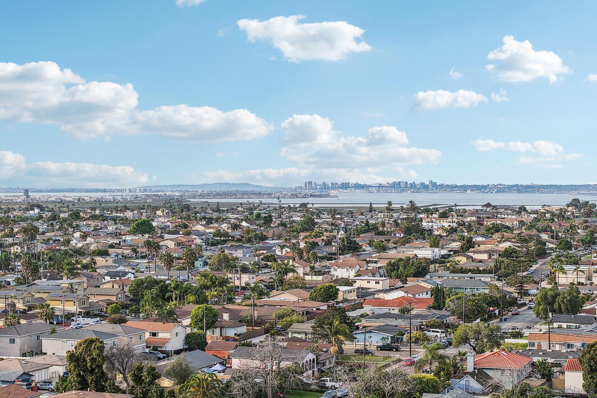 Detail Gallery Image 52 of 56 For 1166  Holly Ave  #1,  Imperial Beach,  CA 91932 - 4 Beds | 2/1 Baths