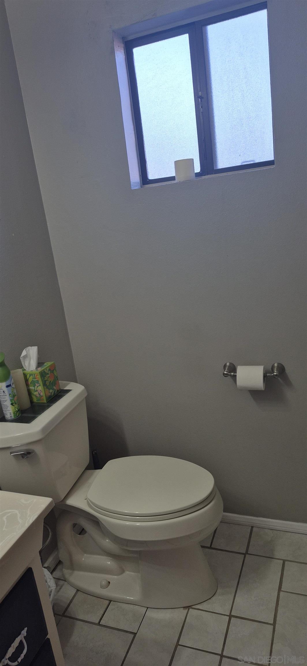 Detail Gallery Image 13 of 26 For 567  Brighthaven Ave, El Cajon,  CA 92019 - 3 Beds | 1/1 Baths