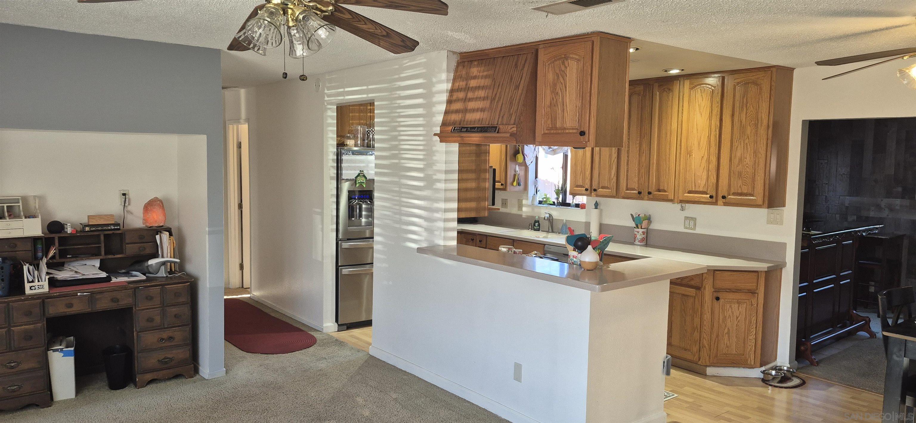 Detail Gallery Image 5 of 26 For 567  Brighthaven Ave, El Cajon,  CA 92019 - 3 Beds | 1/1 Baths