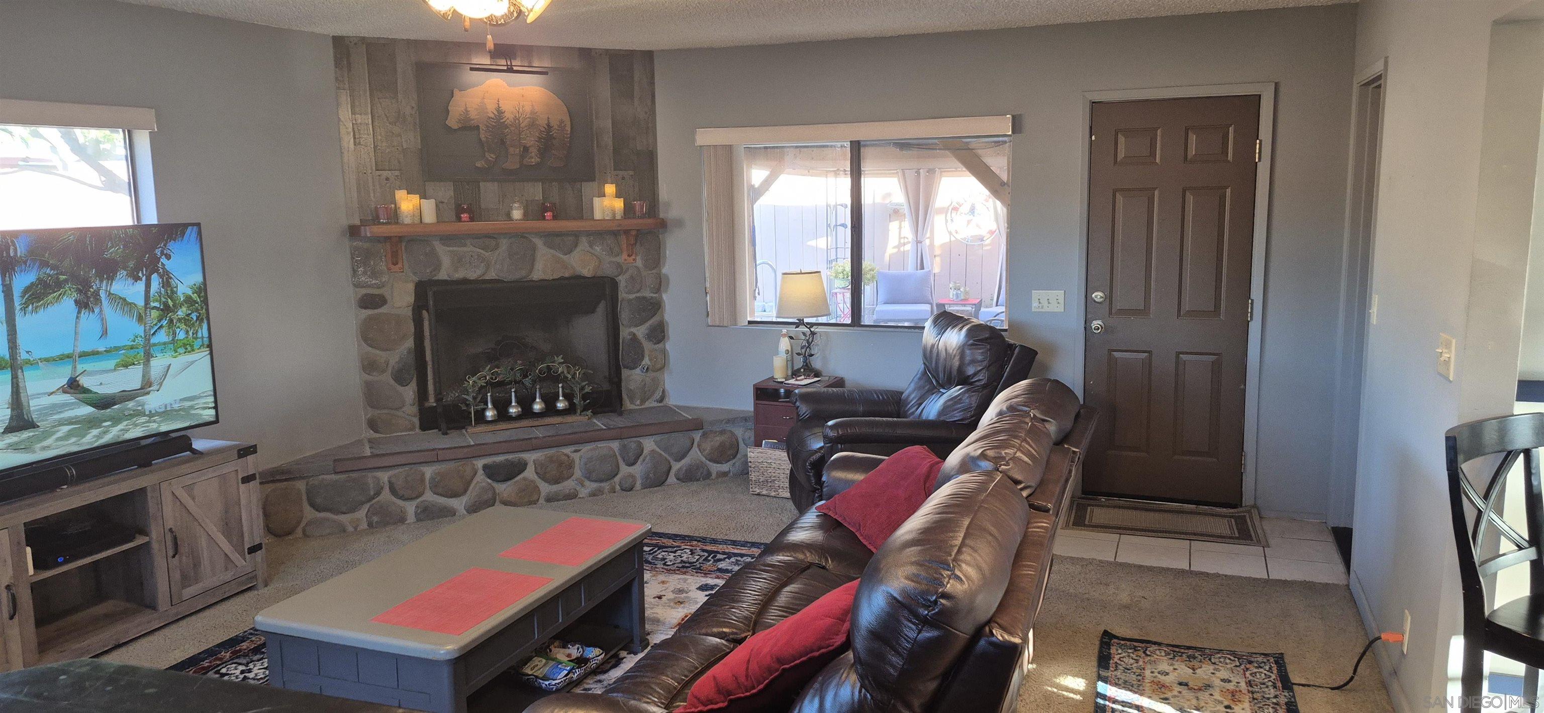 Detail Gallery Image 10 of 26 For 567  Brighthaven Ave, El Cajon,  CA 92019 - 3 Beds | 1/1 Baths