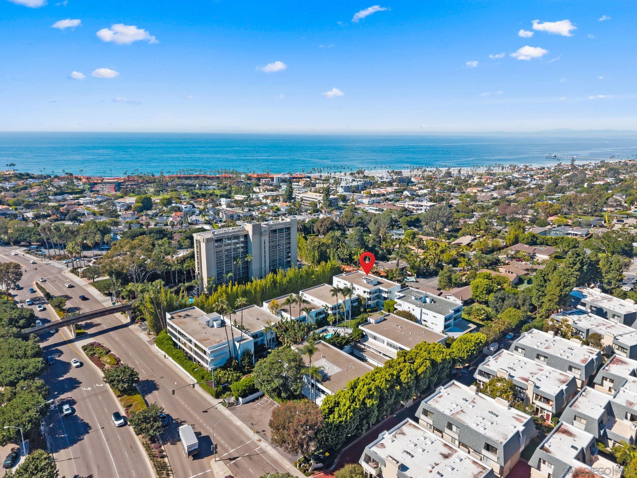 Detail Gallery Image 2 of 35 For 2360  Torrey Pines Rd  #28,  La Jolla,  CA 92037 - 3 Beds | 2 Baths