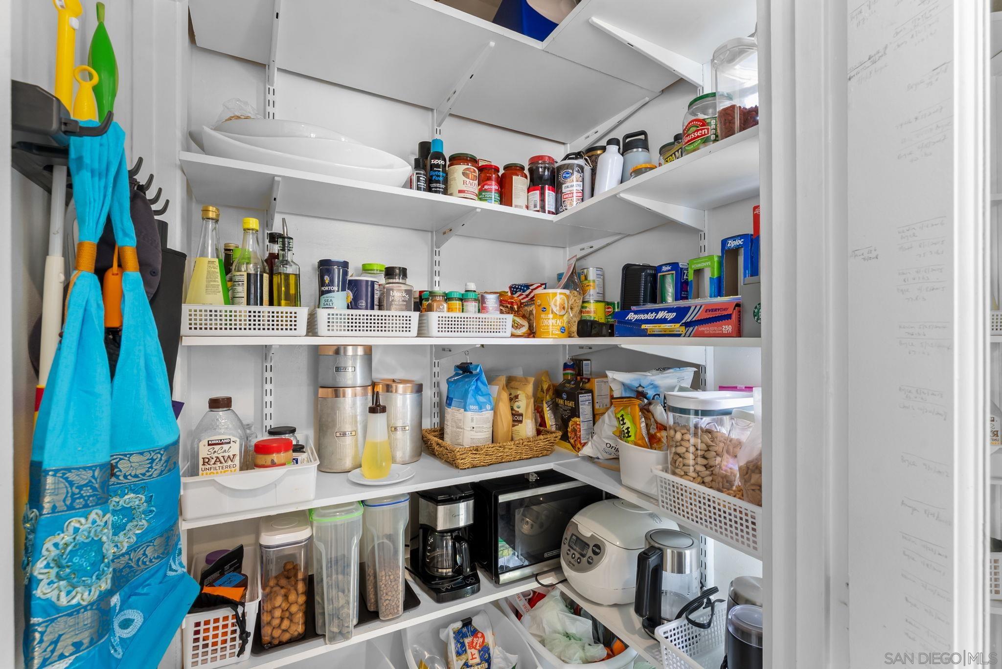 Detail Gallery Image 16 of 35 For 2360  Torrey Pines Rd  #28,  La Jolla,  CA 92037 - 3 Beds | 2 Baths