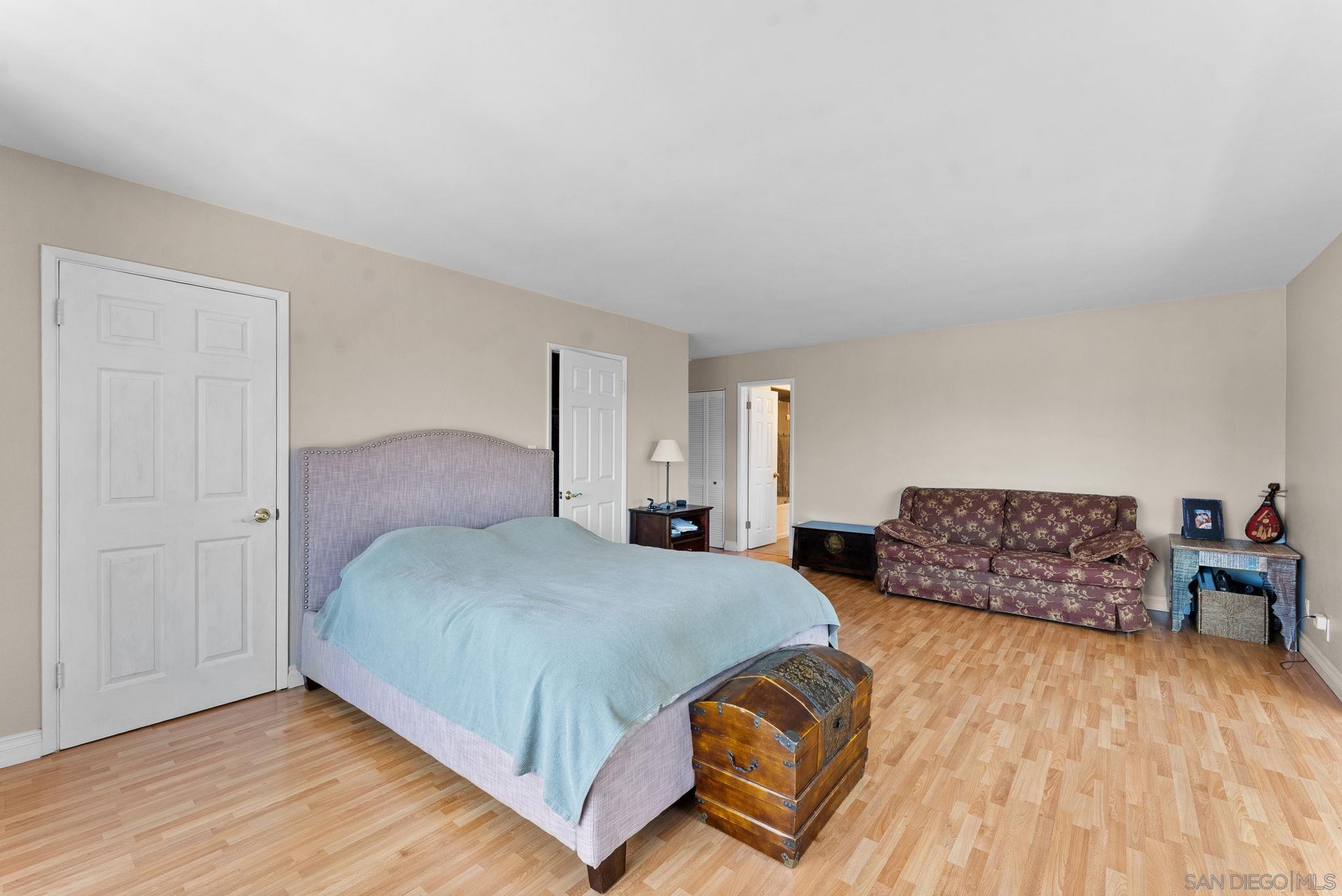 Detail Gallery Image 22 of 35 For 2360  Torrey Pines Rd  #28,  La Jolla,  CA 92037 - 3 Beds | 2 Baths