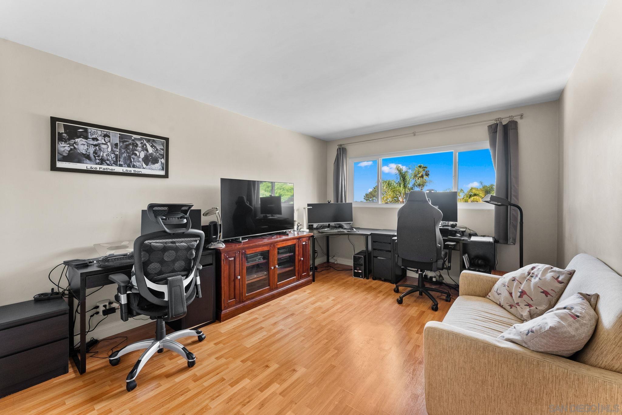 Detail Gallery Image 25 of 35 For 2360  Torrey Pines Rd  #28,  La Jolla,  CA 92037 - 3 Beds | 2 Baths