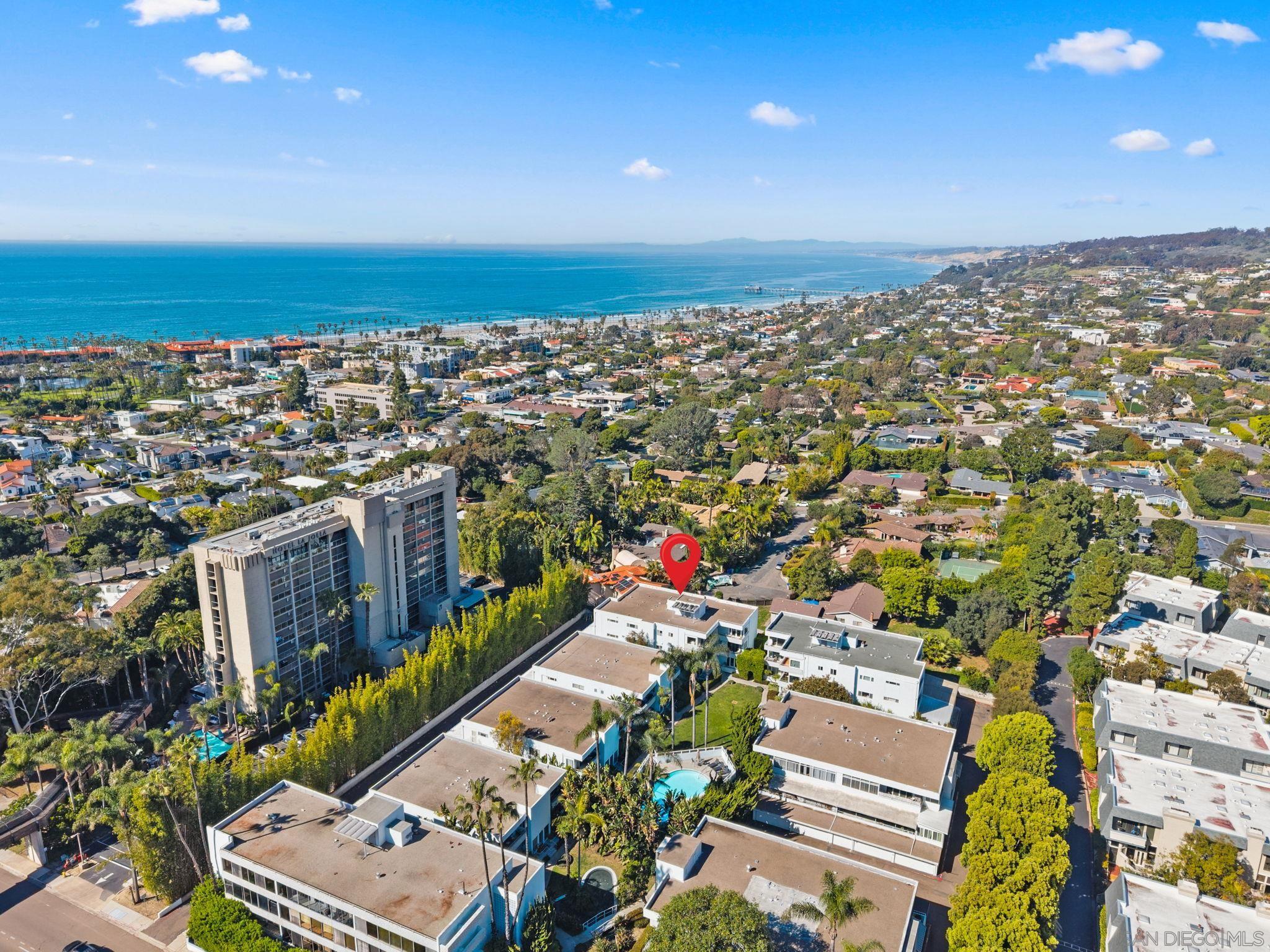 Detail Gallery Image 34 of 35 For 2360  Torrey Pines Rd  #28,  La Jolla,  CA 92037 - 3 Beds | 2 Baths
