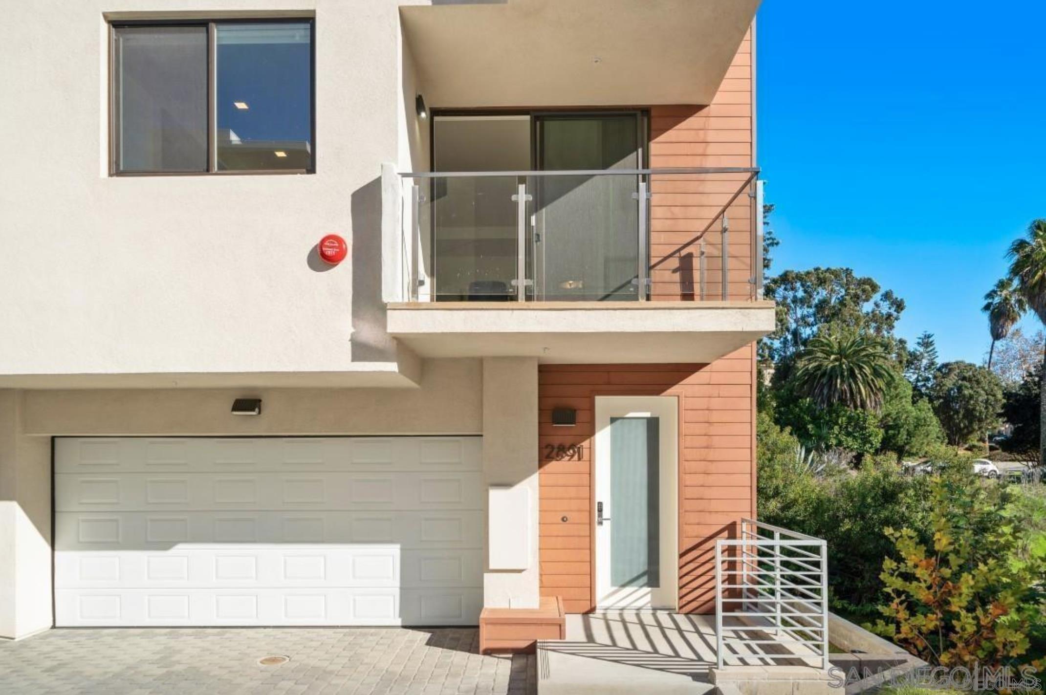 Detail Gallery Image 11 of 11 For 2891  B St, San Diego,  CA 92102 - 2 Beds | 2/1 Baths