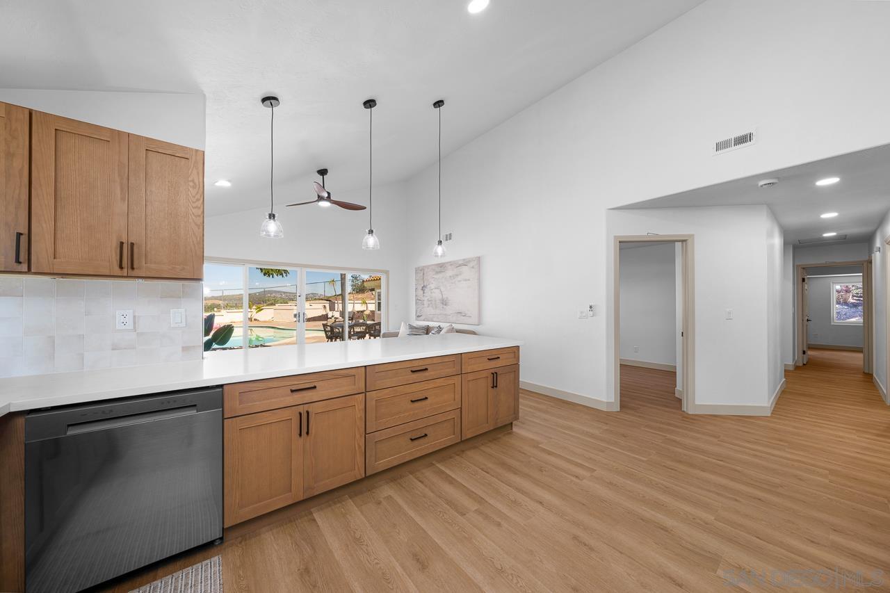 Detail Gallery Image 22 of 68 For 5364  Dressage Dr, Bonita,  CA 91902 - 4 Beds | 4 Baths