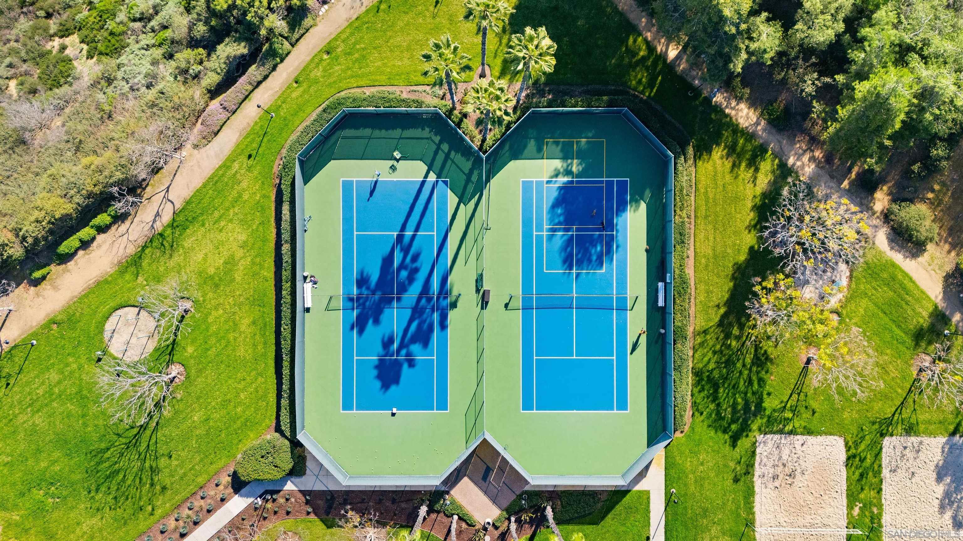 Detail Gallery Image 16 of 20 For 10206  Wateridge Cir  159, San Diego,  CA 92121 - 3 Beds | 2/1 Baths