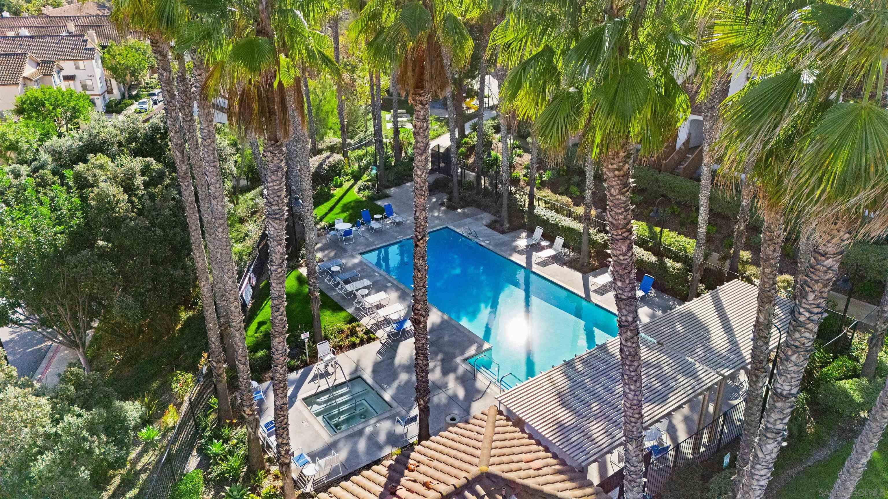 Detail Gallery Image 18 of 20 For 10206  Wateridge Cir  159, San Diego,  CA 92121 - 3 Beds | 2/1 Baths