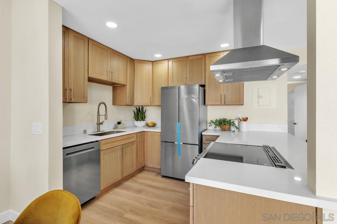 Detail Gallery Image 14 of 33 For 832  13th St  #G,  Imperial Beach,  CA 91932 - 2 Beds | 2 Baths