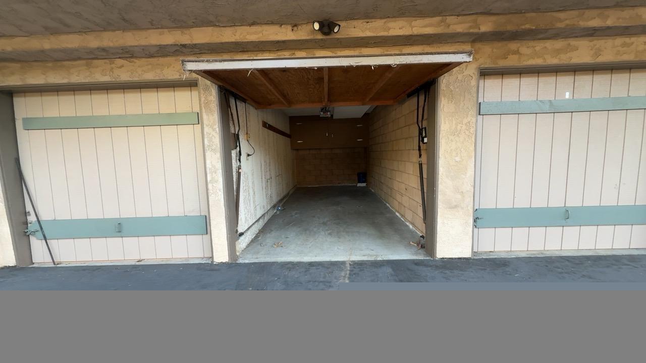 Detail Gallery Image 2 of 15 For 4548 W Point Loma Blvd, San Diego,  CA 92107 - 2 Beds | 1/1 Baths