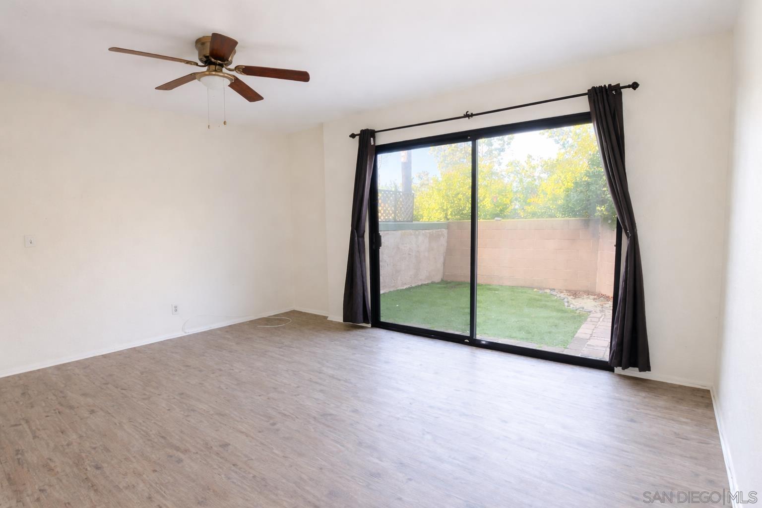 Detail Gallery Image 11 of 15 For 4548 W Point Loma Blvd, San Diego,  CA 92107 - 2 Beds | 1/1 Baths