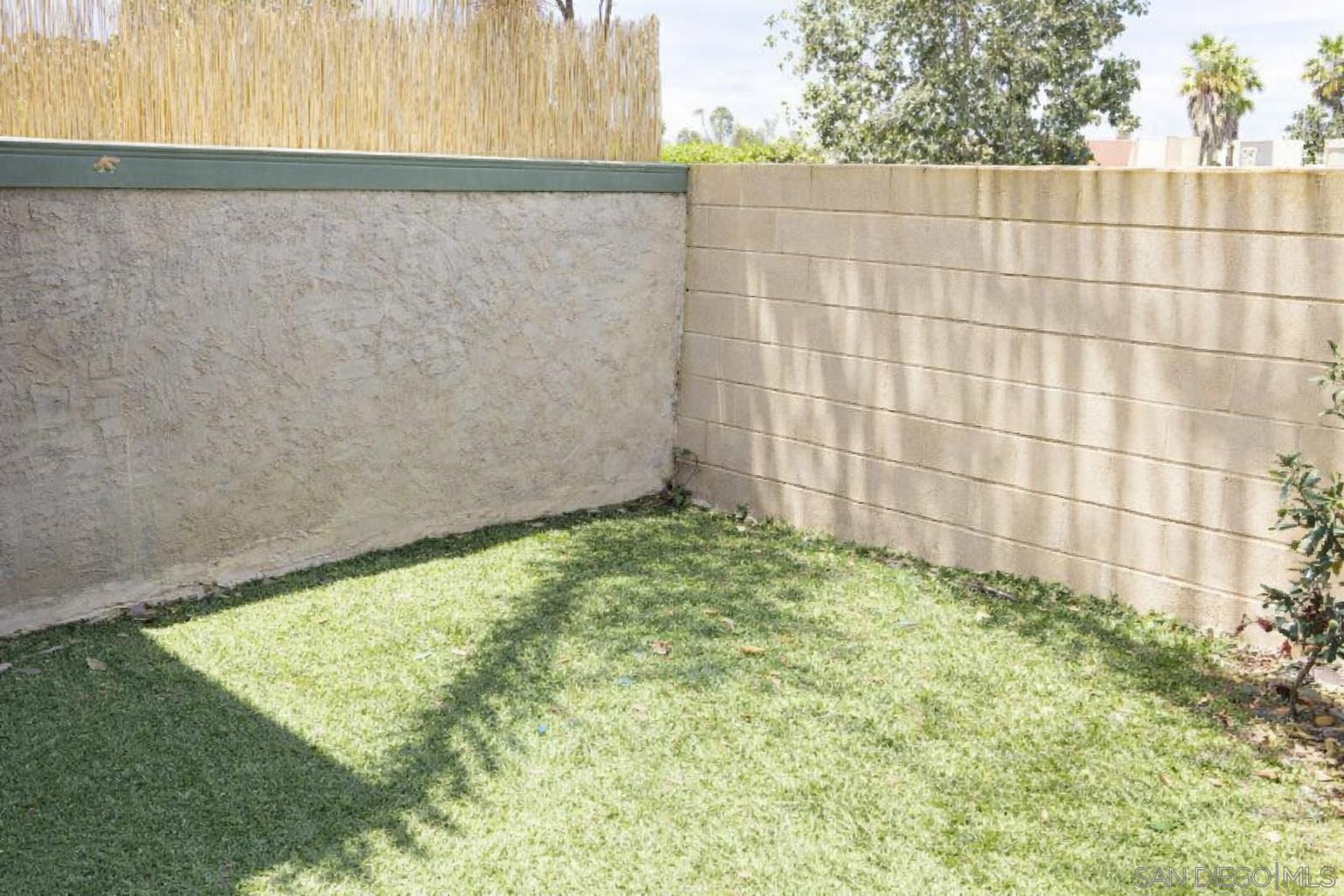 Detail Gallery Image 13 of 15 For 4548 W Point Loma Blvd, San Diego,  CA 92107 - 2 Beds | 1/1 Baths