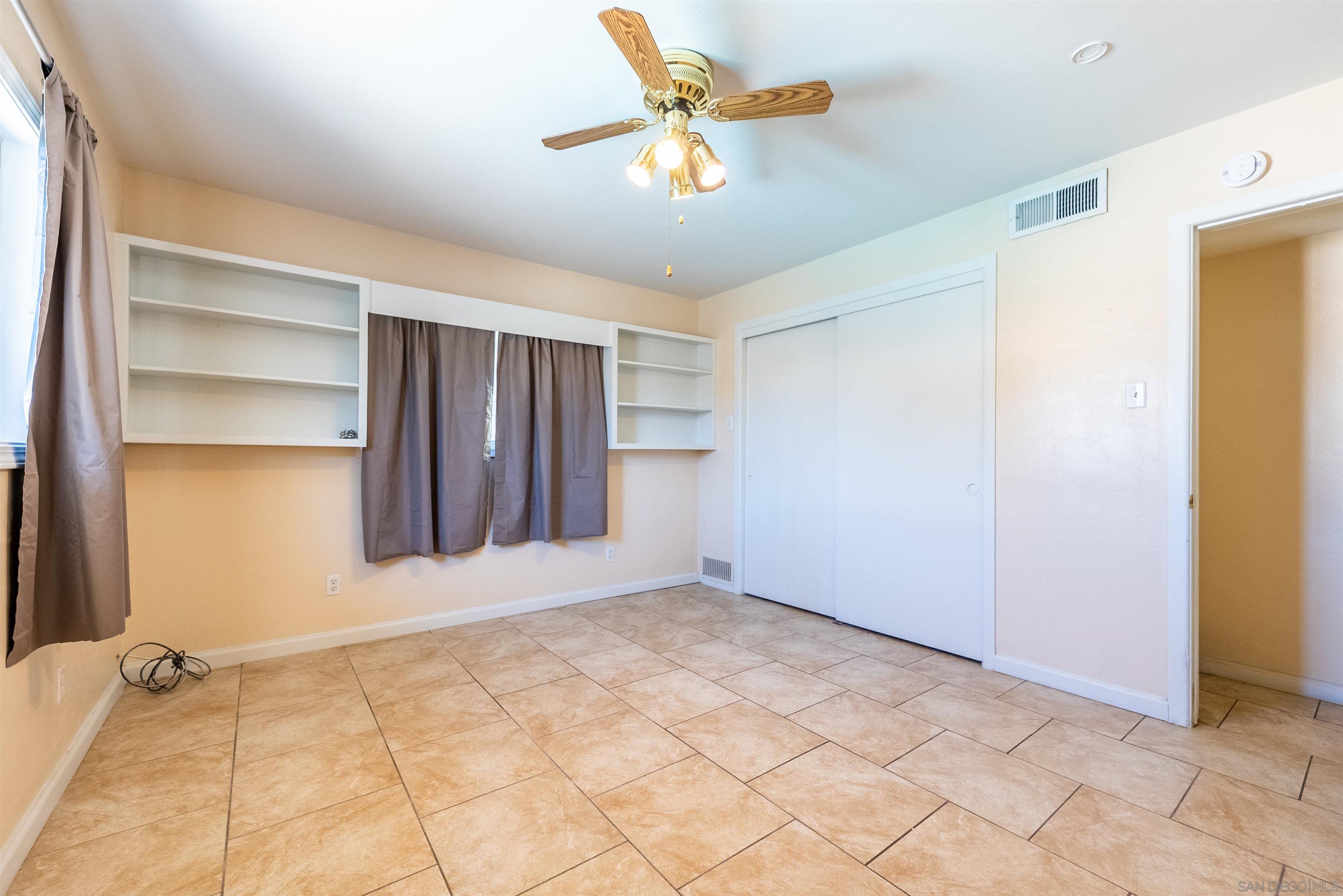 Detail Gallery Image 15 of 36 For 651  Maple, –,  CA 92250 - 6 Beds | 3 Baths