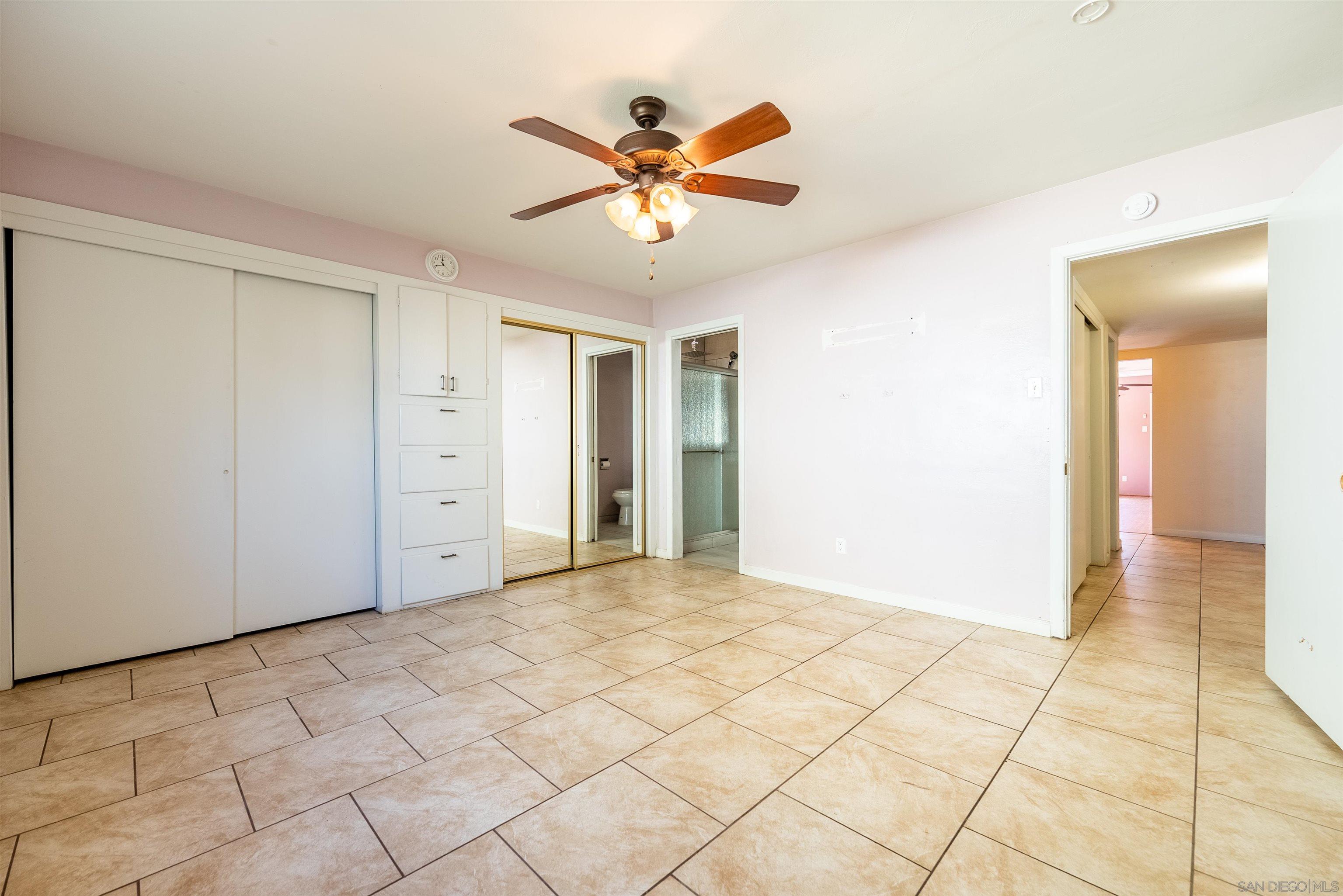 Detail Gallery Image 32 of 36 For 651  Maple, –,  CA 92250 - 6 Beds | 3 Baths