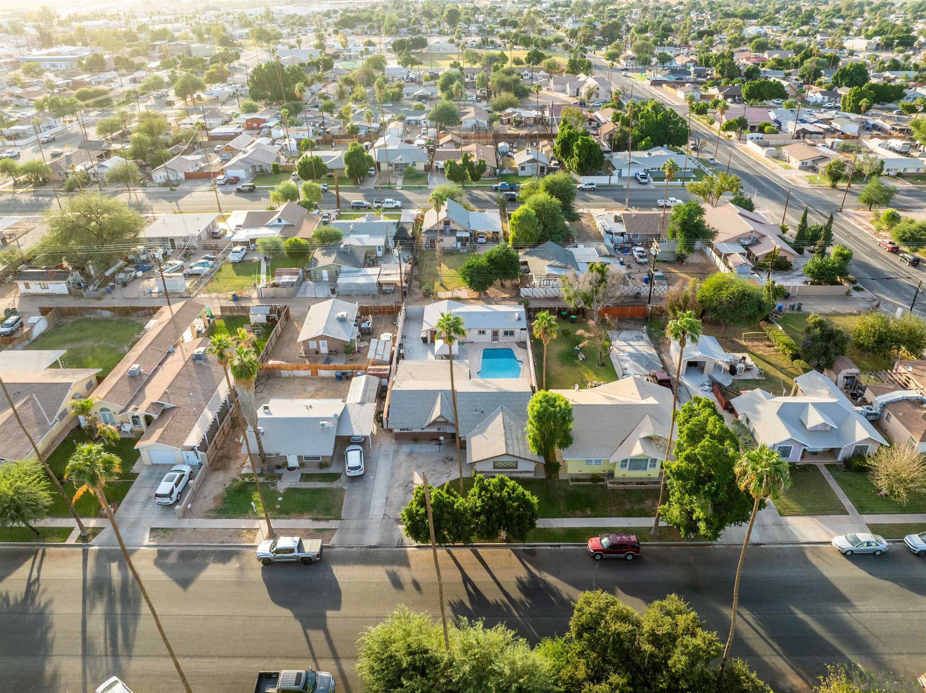 Detail Gallery Image 7 of 36 For 651  Maple, –,  CA 92250 - 6 Beds | 3 Baths