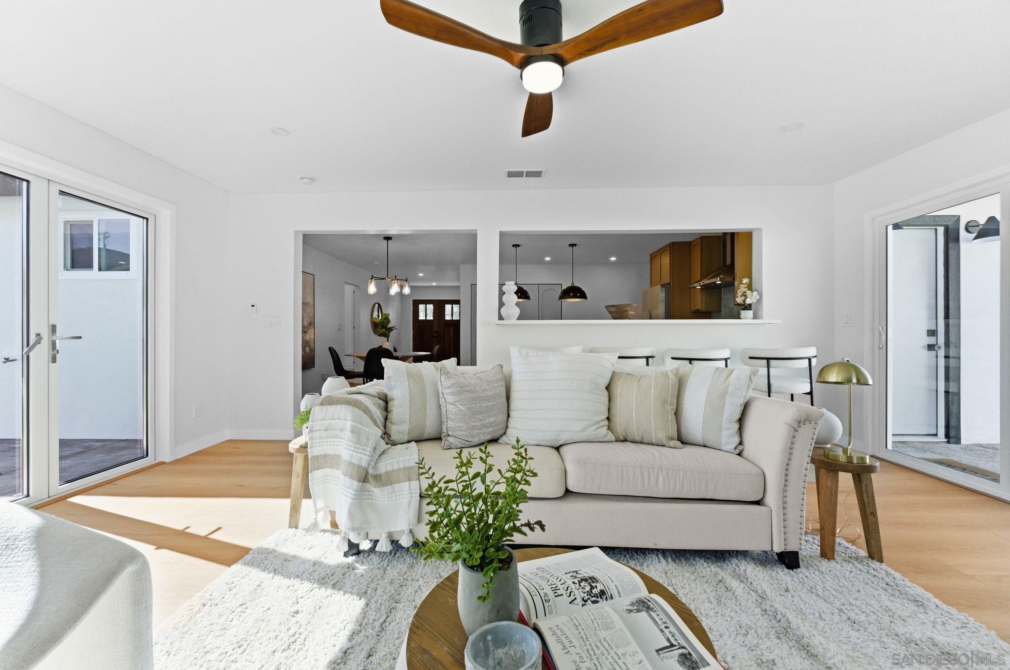 Detail Gallery Image 12 of 36 For 157  Thrasher Way, El Cajon,  CA 92020 - 4 Beds | 2 Baths